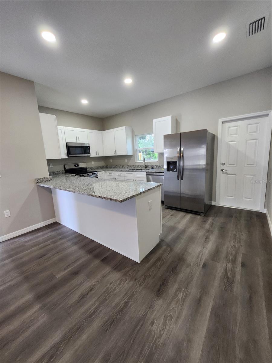 5024 FINDERS CT — photo 4