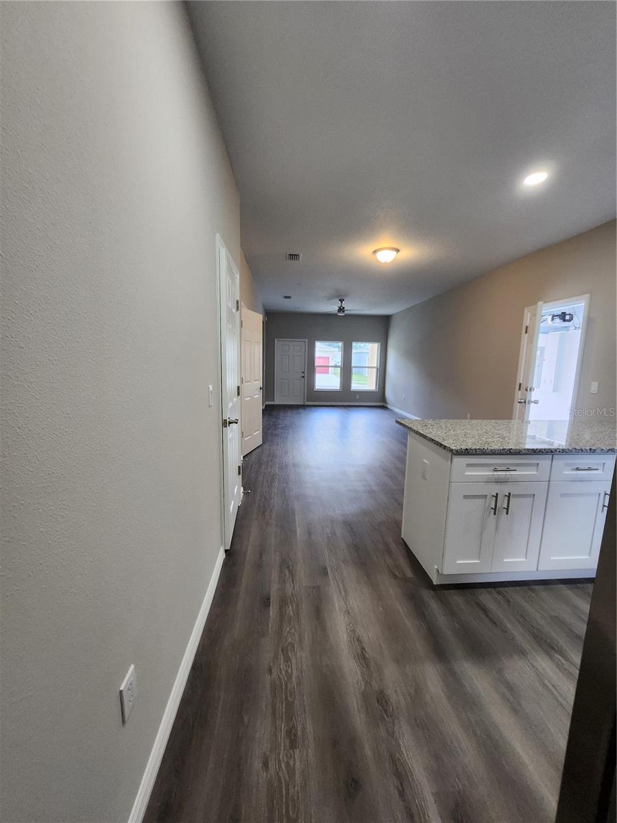 5024 FINDERS CT — photo 3