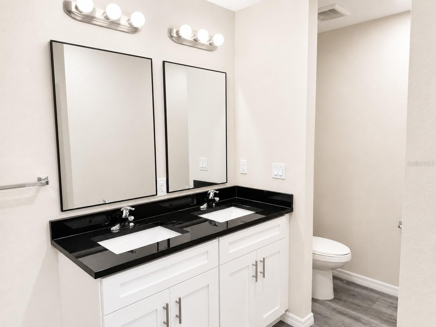 4347 CAMBIO GARDENS CT — photo 24