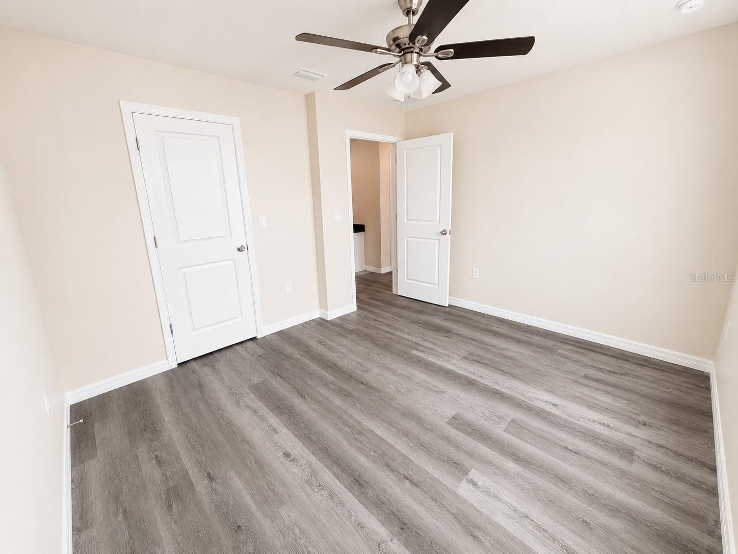 4347 CAMBIO GARDENS CT — photo 31