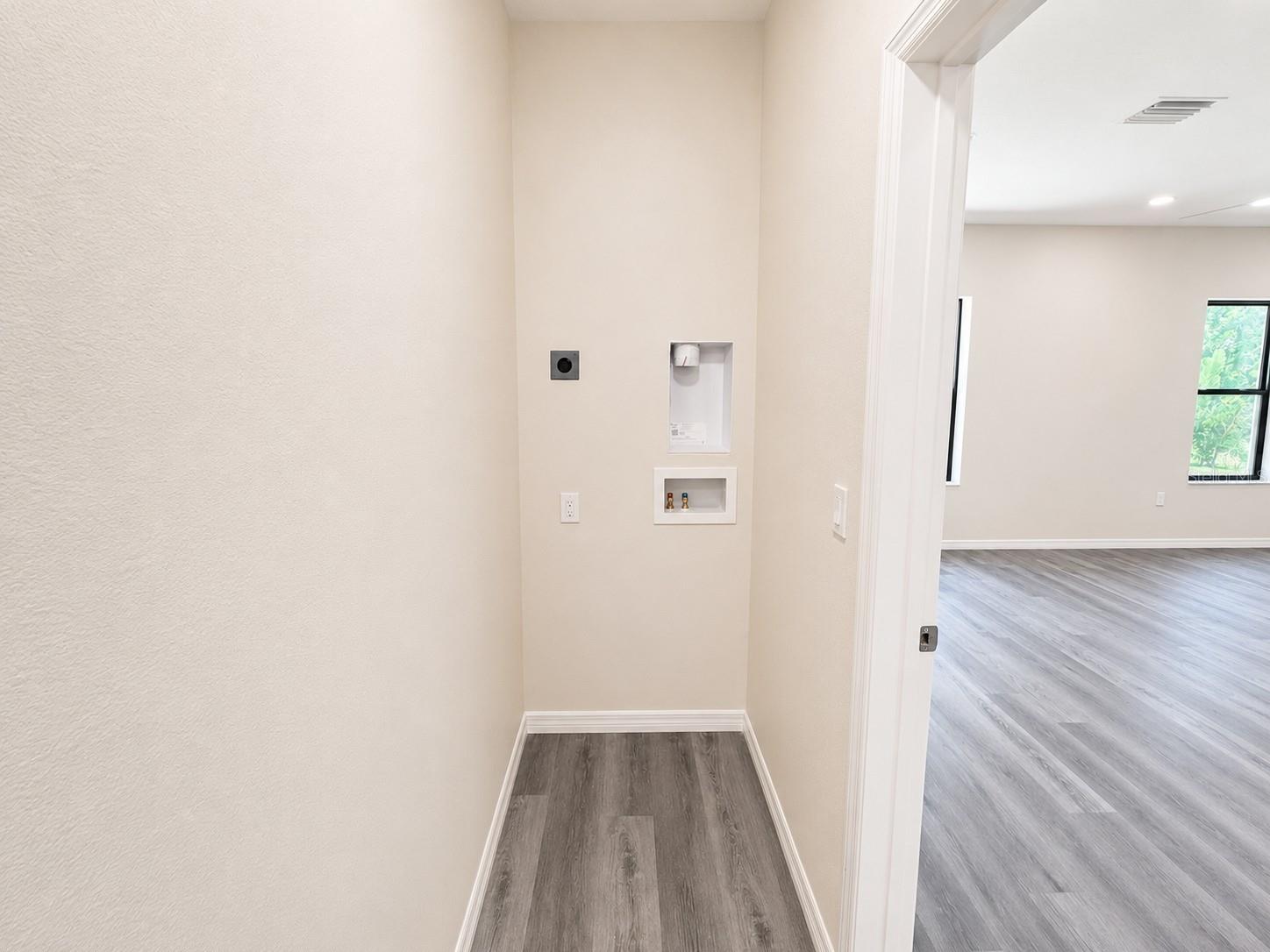 4347 CAMBIO GARDENS CT — photo 16