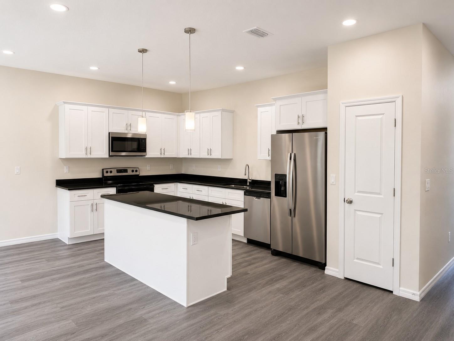4347 CAMBIO GARDENS CT — photo 12