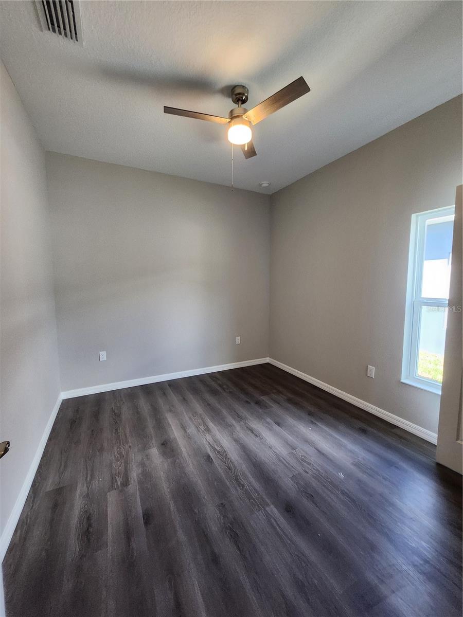 5016 FINDERS CT — photo 8