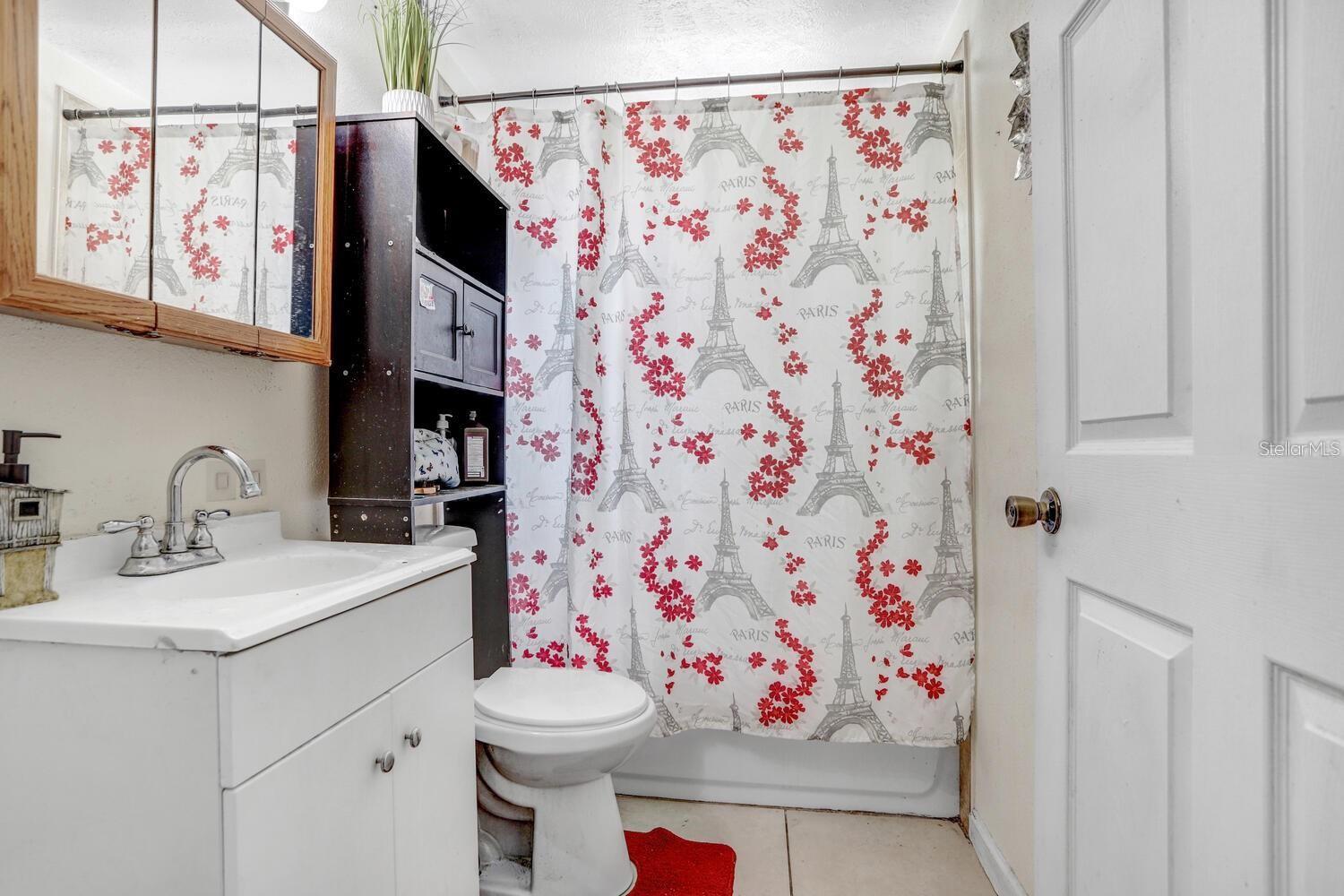 4833 ASHLAND DR — photo 10