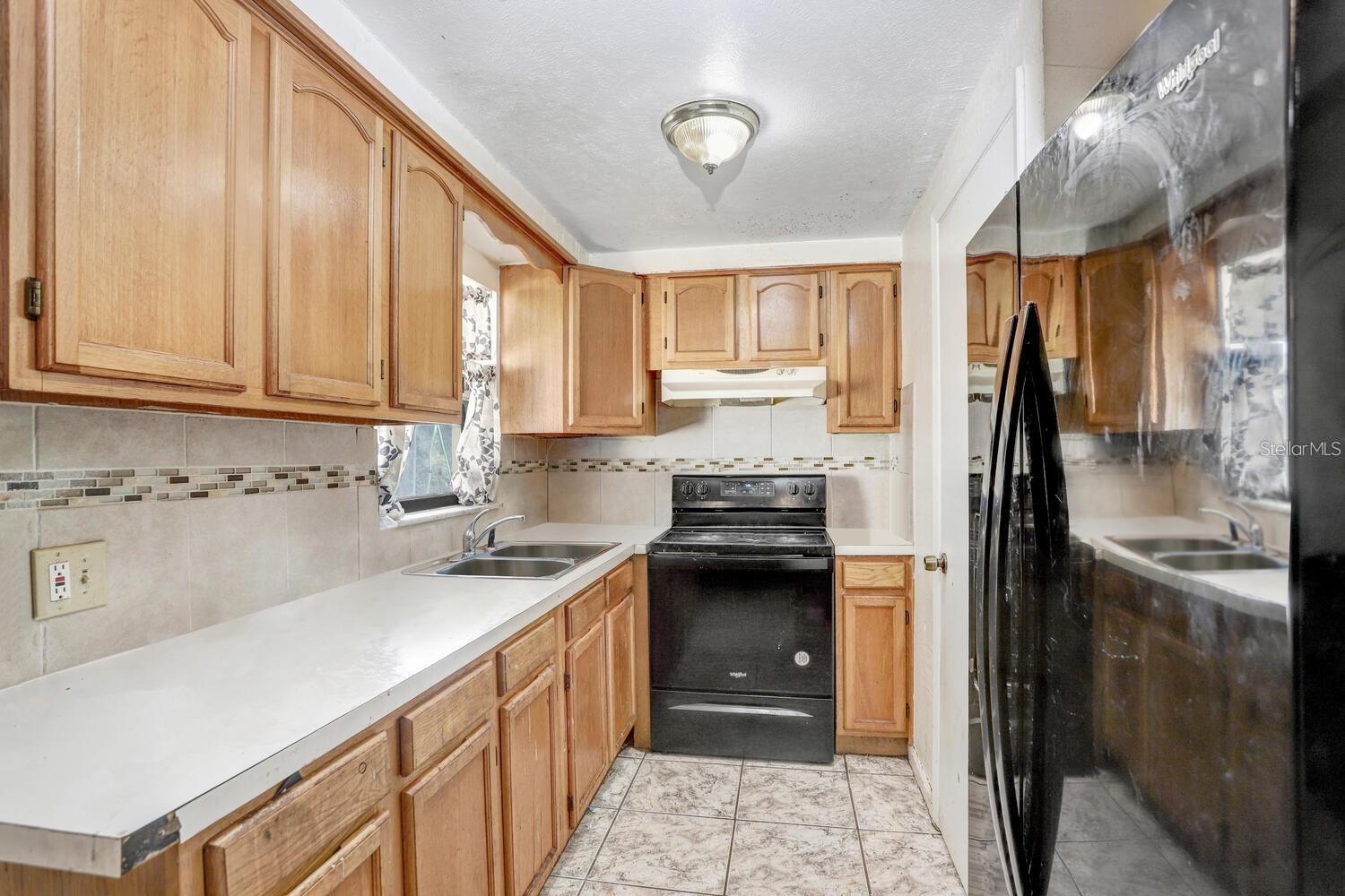 4833 ASHLAND DR — photo 5