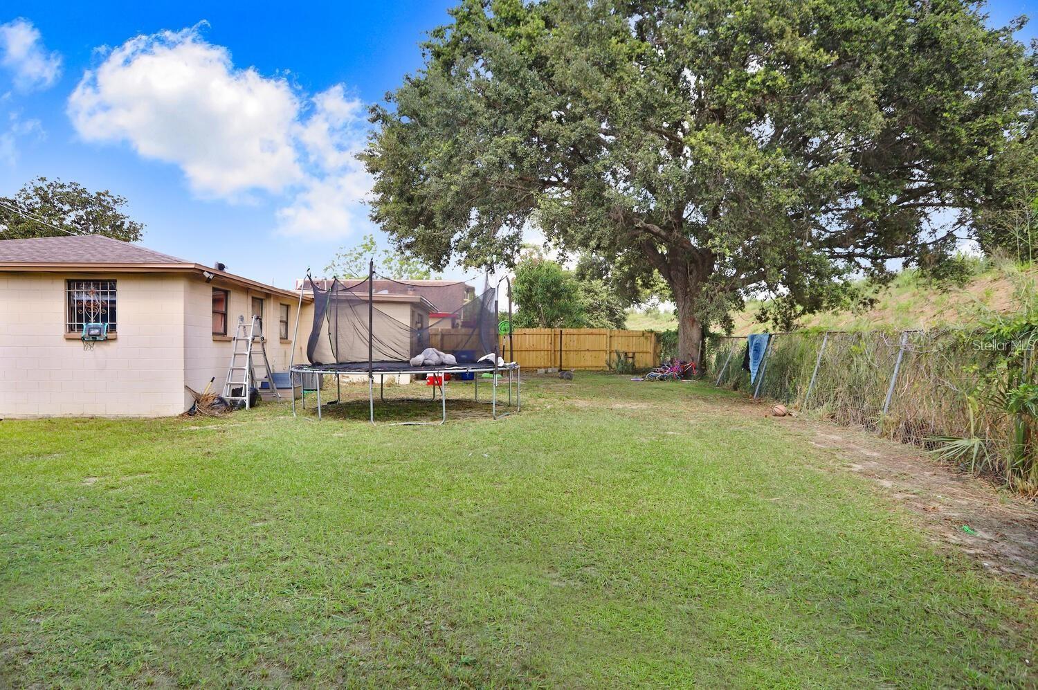 4833 ASHLAND DR — photo 13