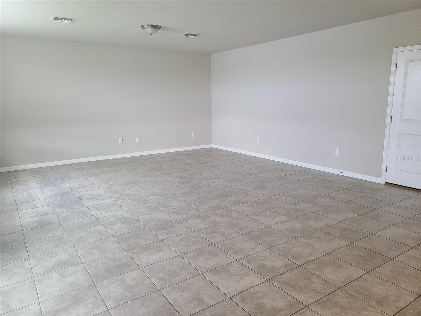 10217 DAYBREAK GLN — photo 5