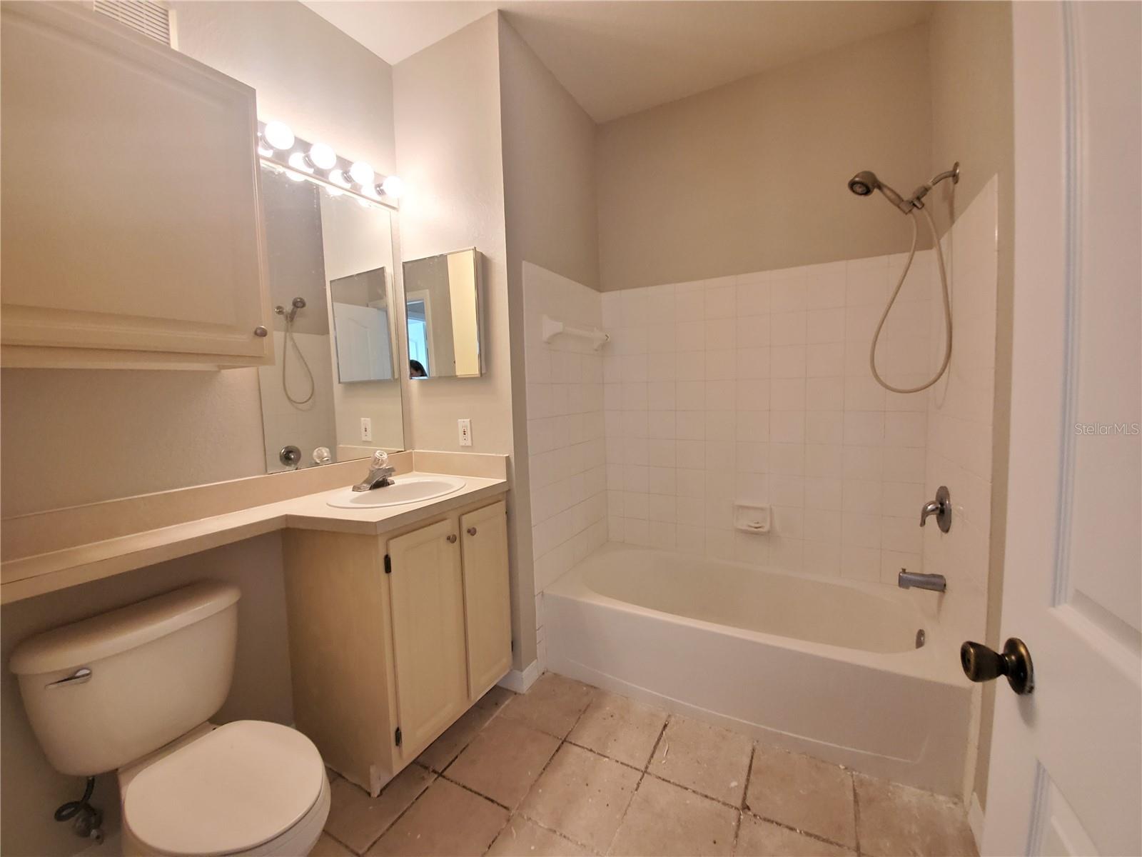 5807 LEGACY CRESCENT PL #201 — photo 5