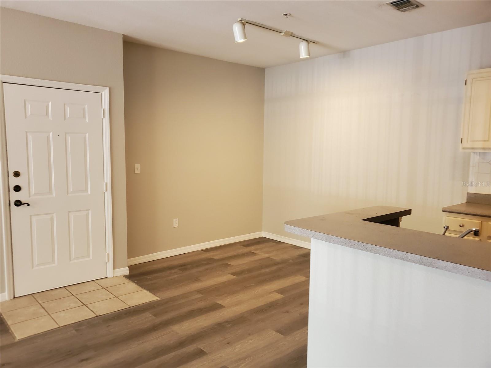 5807 LEGACY CRESCENT PL #201 — photo 3