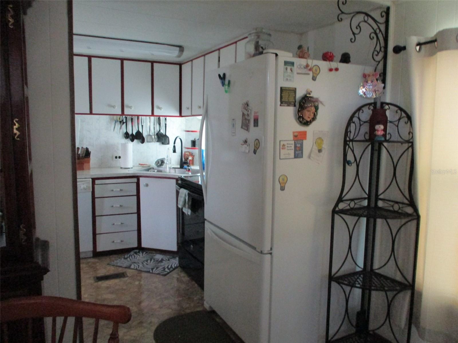 38513 WILLOUGHBY DR — photo 6