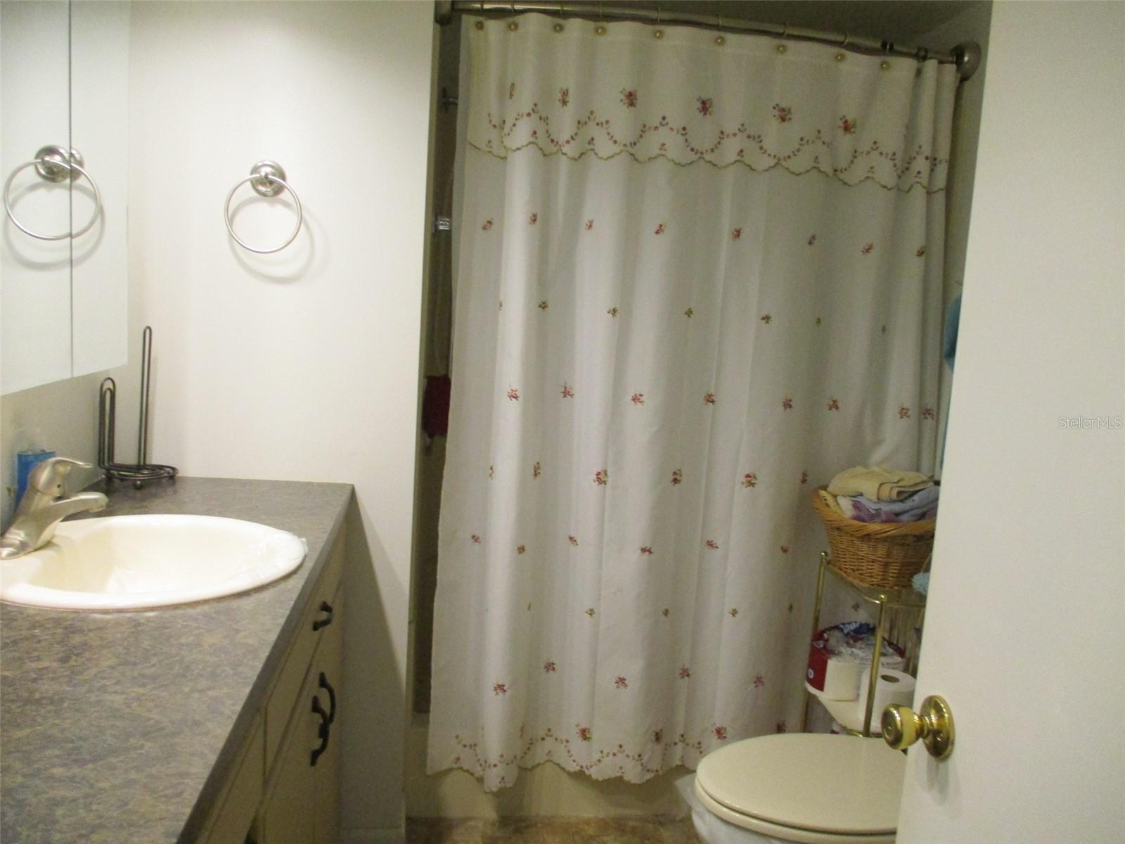 38513 WILLOUGHBY DR — photo 15