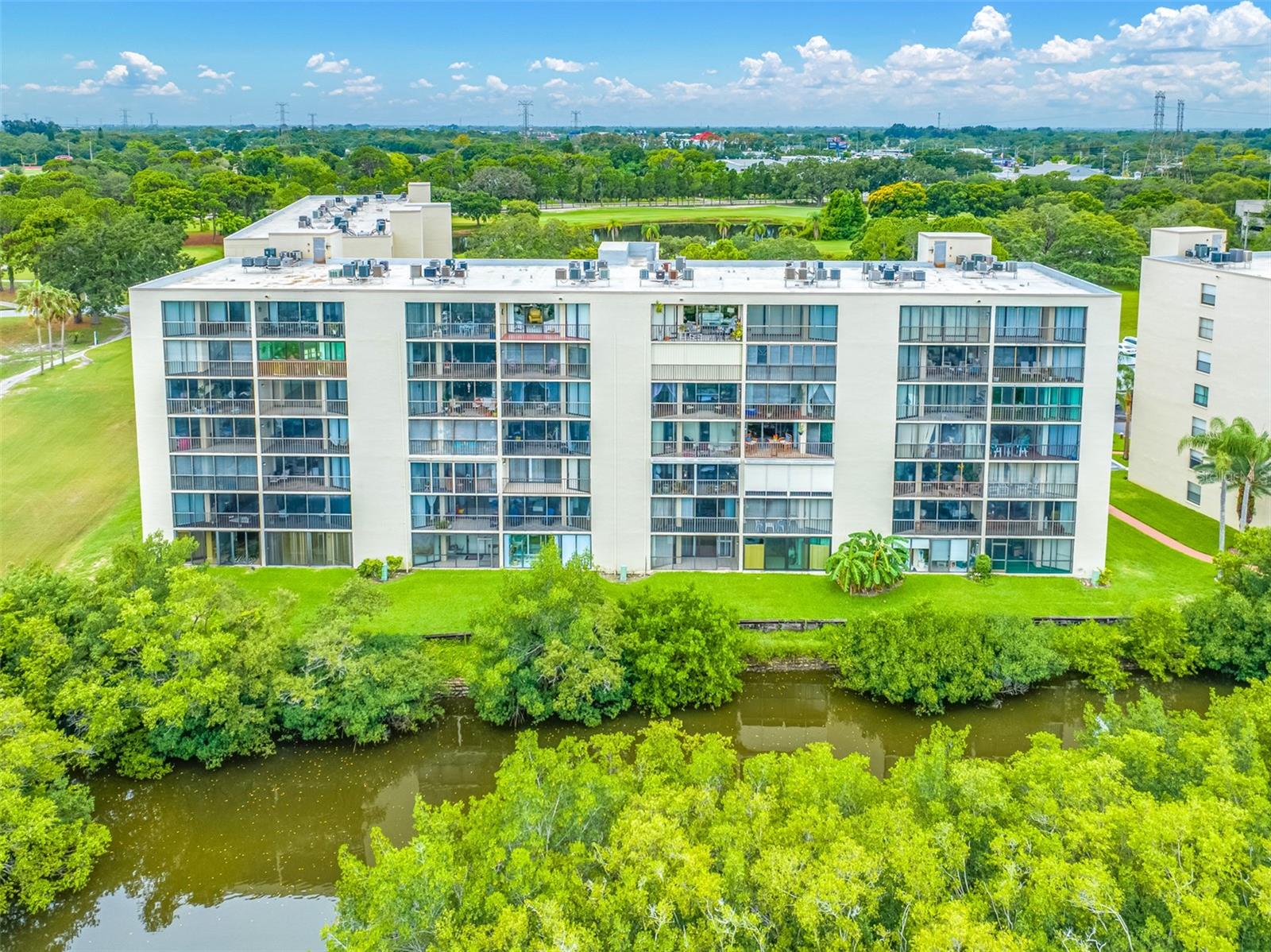 900 COVE CAY DR #1F — photo 64