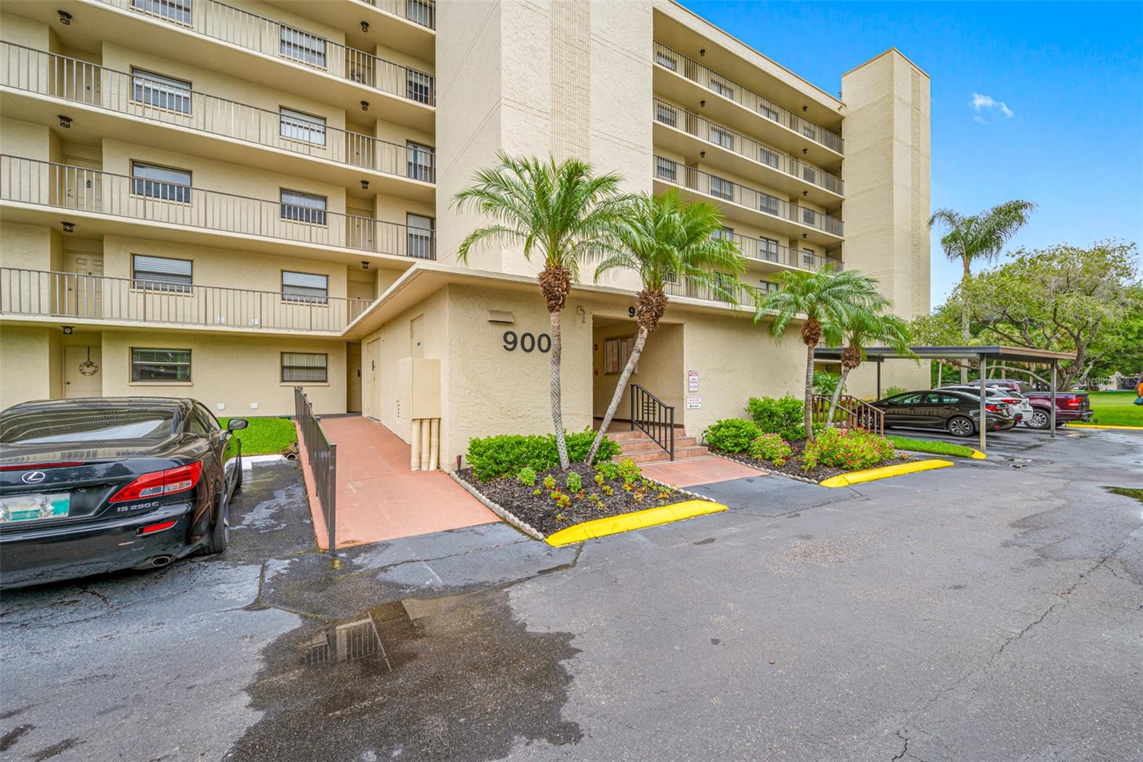 900 COVE CAY DR #1F — photo 2