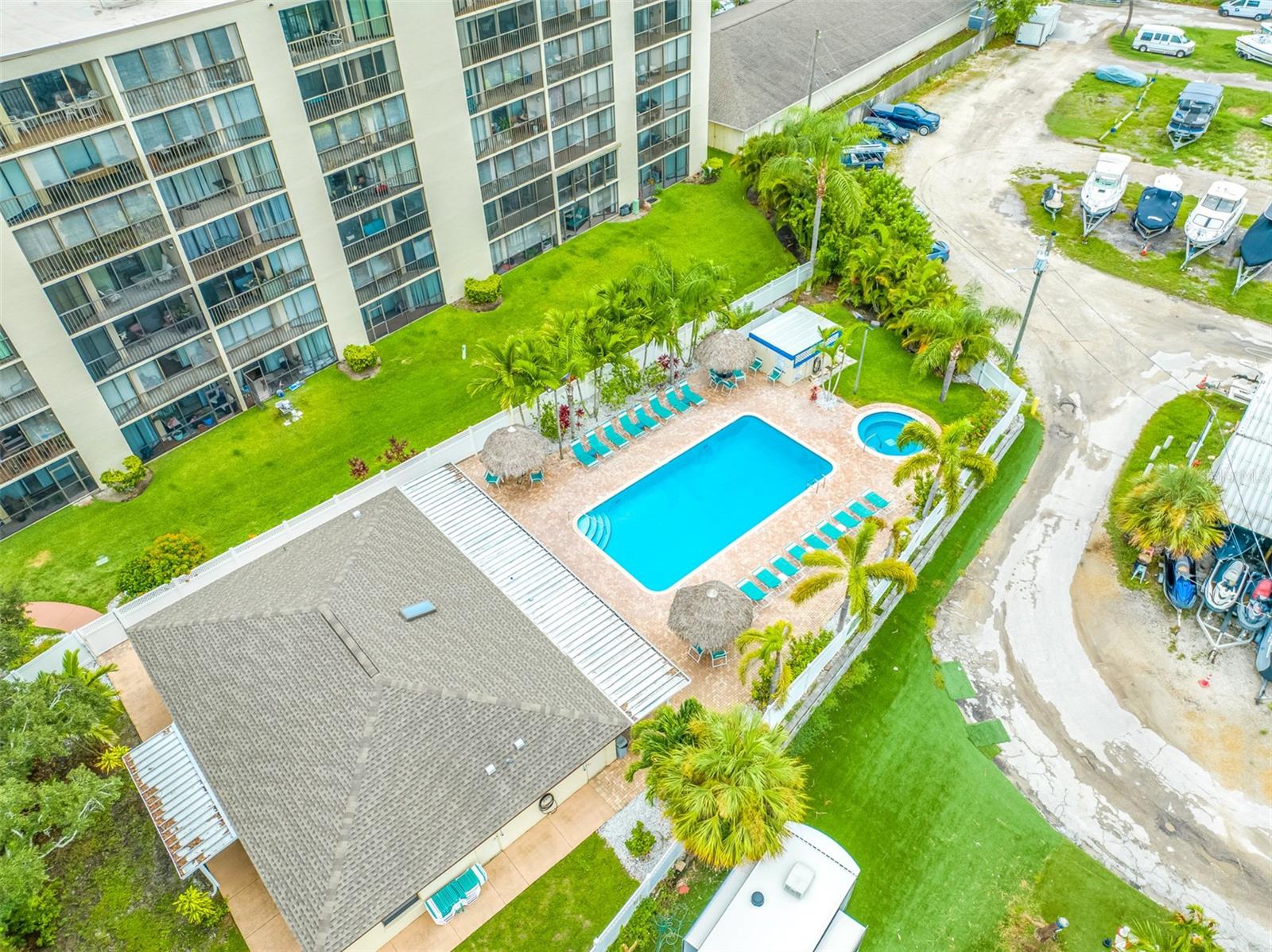 900 COVE CAY DR #1F — photo 66