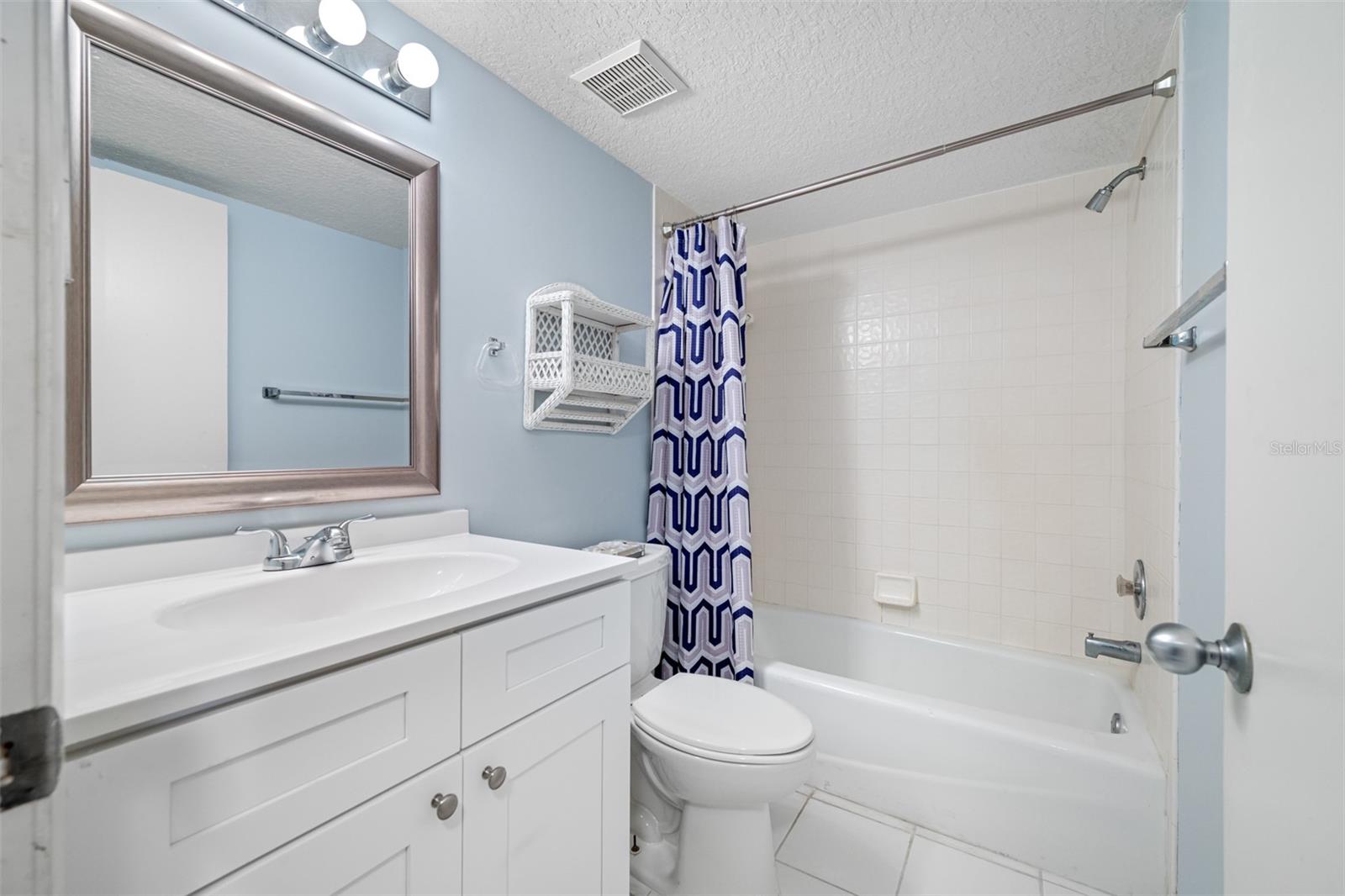 900 COVE CAY DR #1F — photo 32