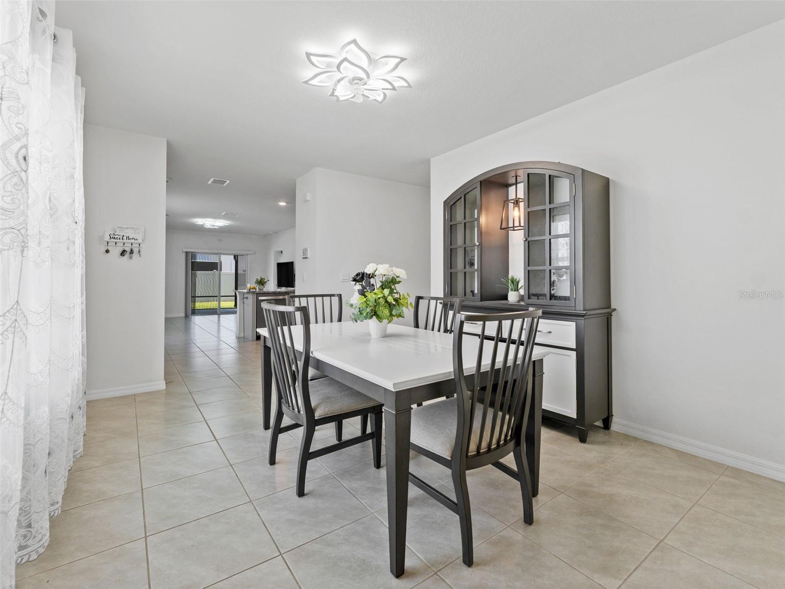 5782 HOLLINGWORTH TRL — photo 4
