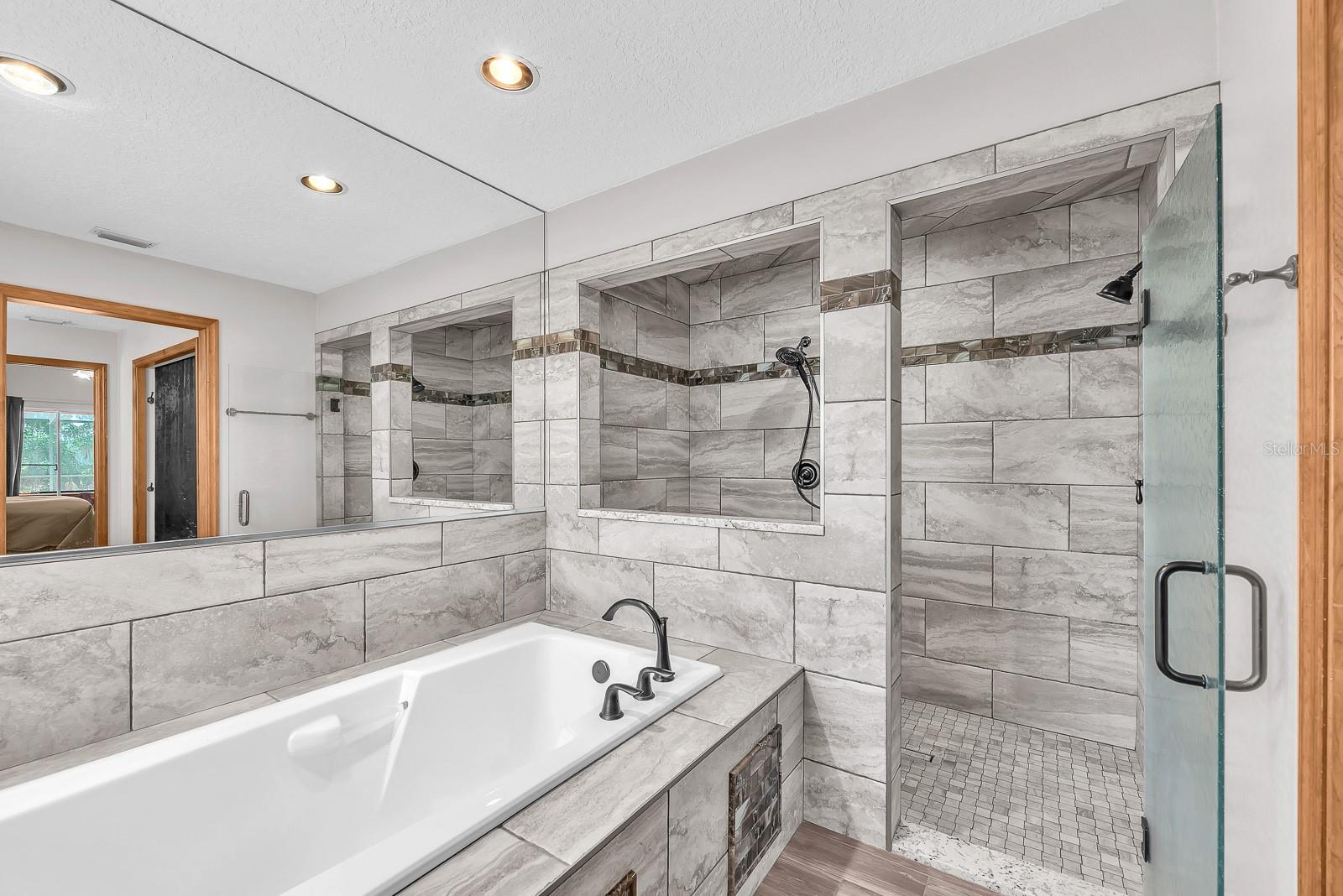 621 PENN NATIONAL RD — photo 25