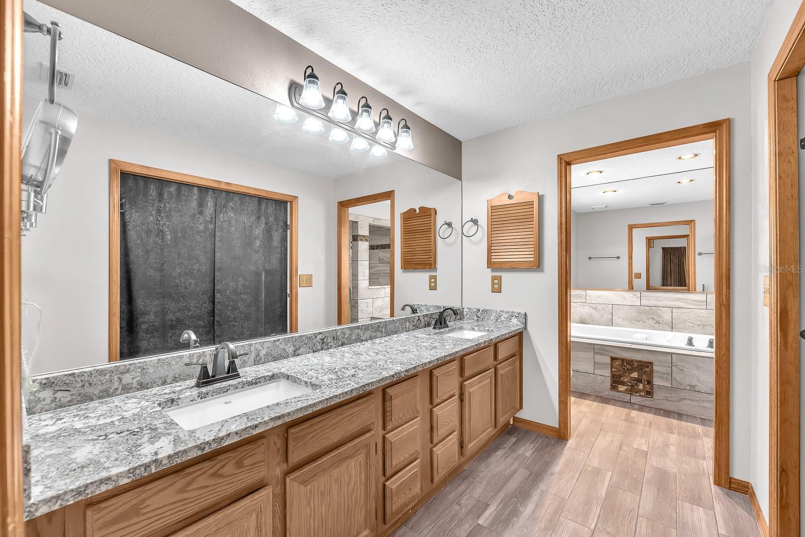 621 PENN NATIONAL RD — photo 24