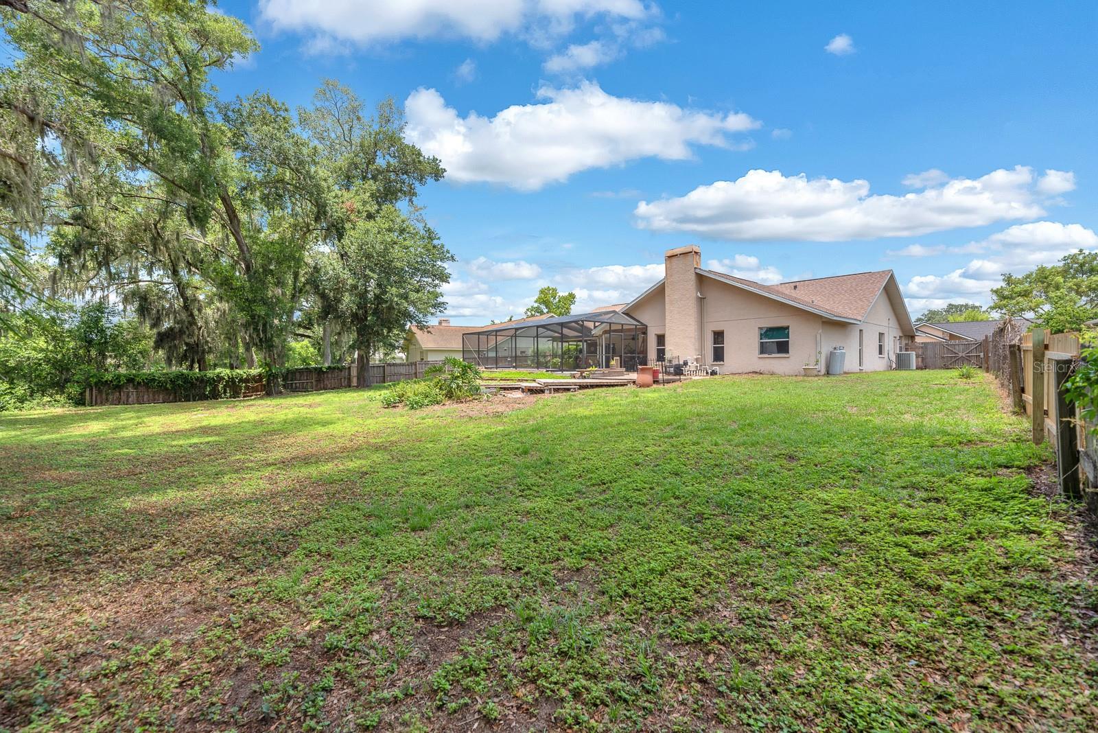621 PENN NATIONAL RD — photo 36