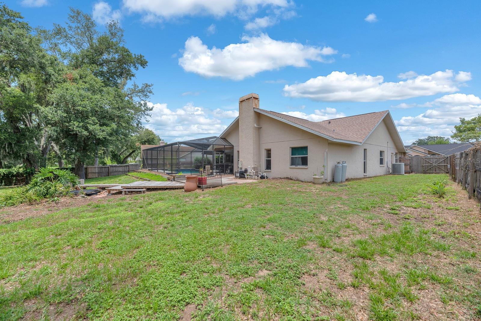621 PENN NATIONAL RD — photo 38
