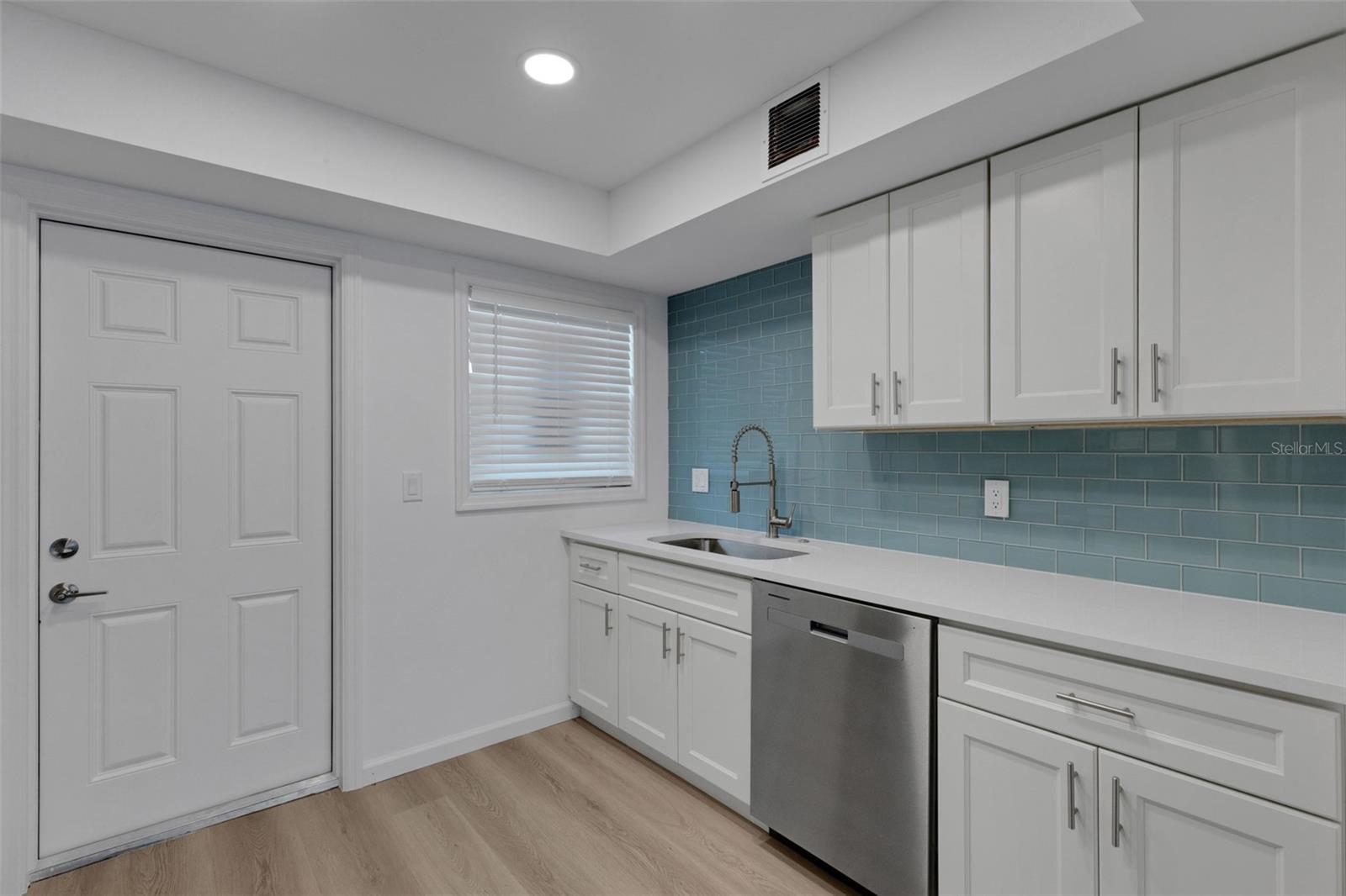 2826 W RAINBOW CIR #2818 — photo 5
