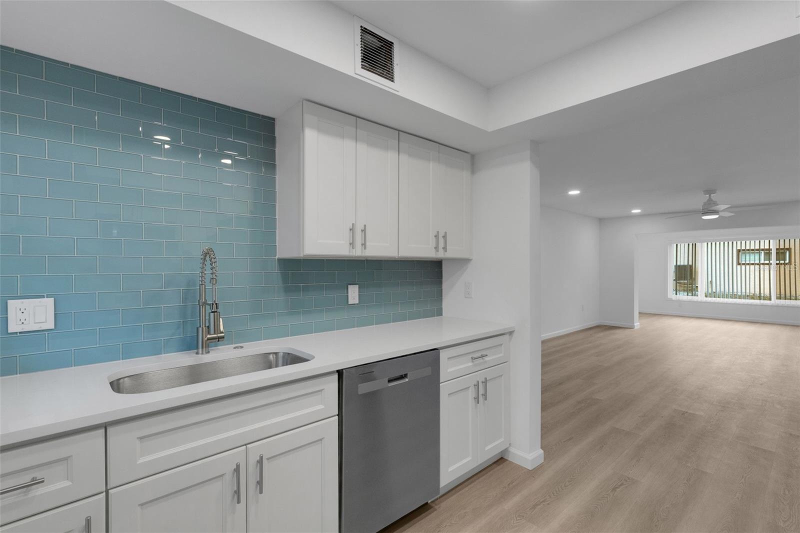 2826 W RAINBOW CIR #2818 — photo 6
