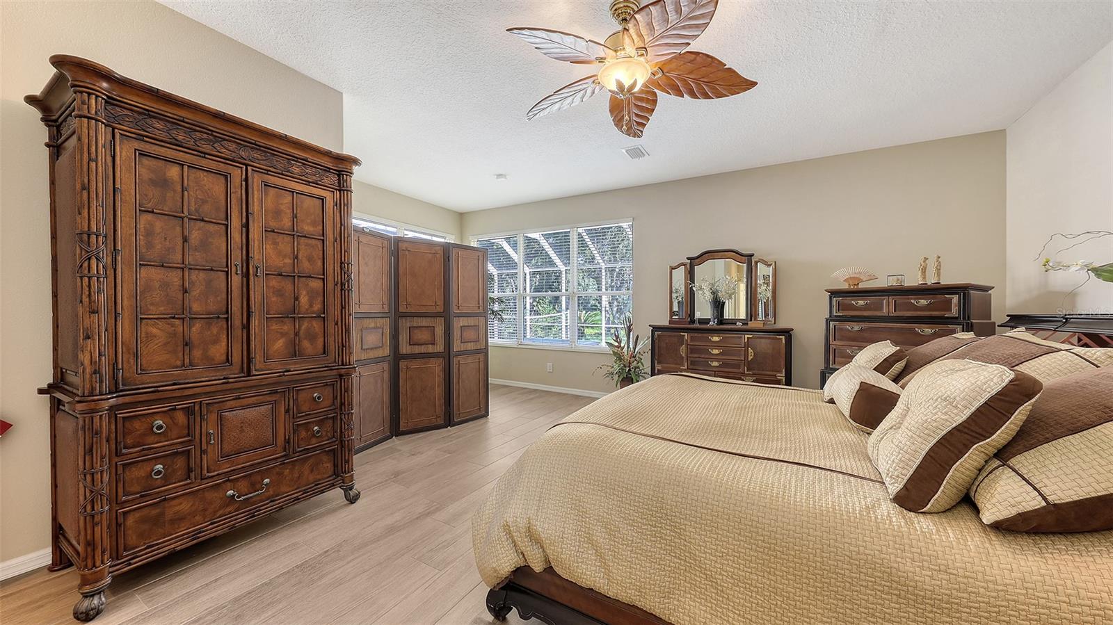 7915 KAVANAGH CT — photo 32