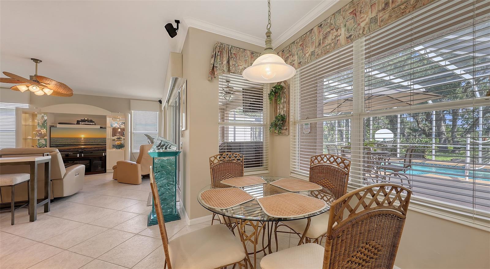 7915 KAVANAGH CT — photo 23