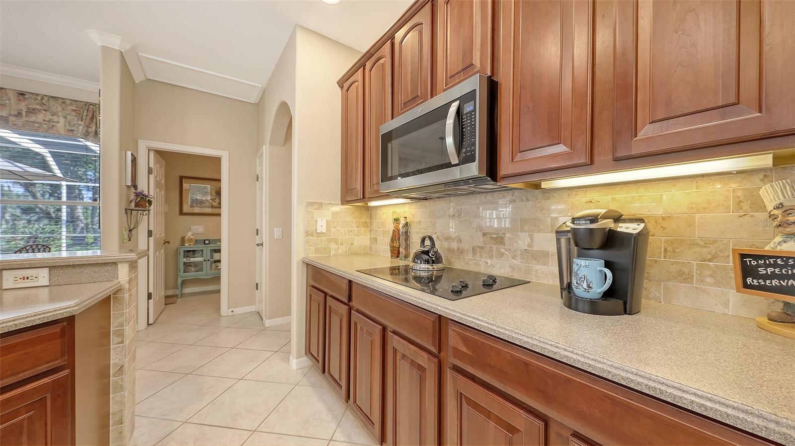 7915 KAVANAGH CT — photo 26