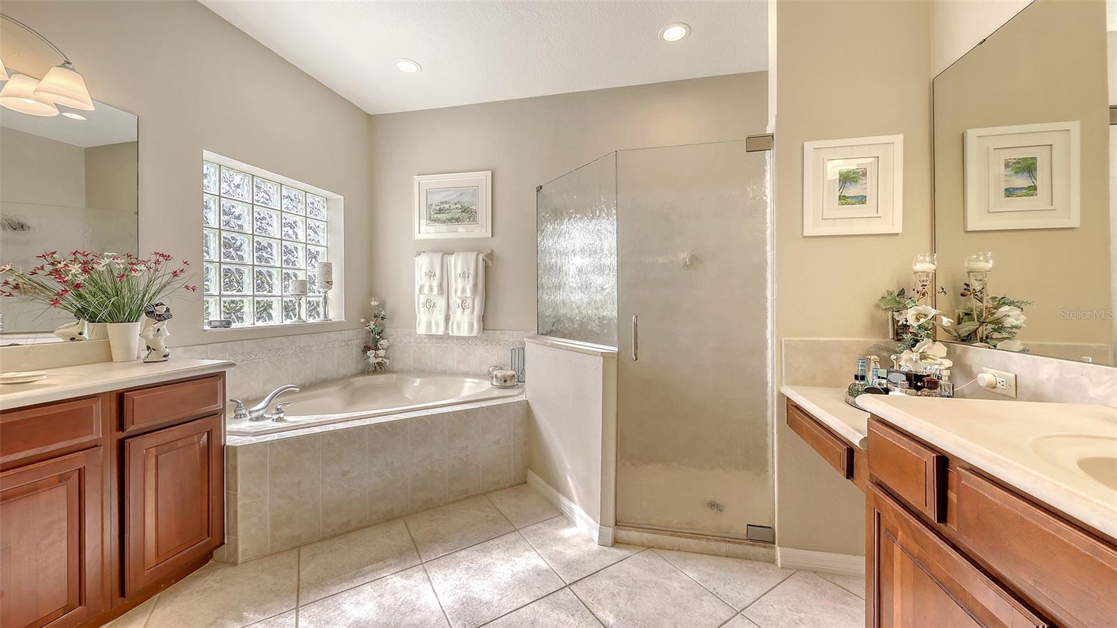 7915 KAVANAGH CT — photo 35