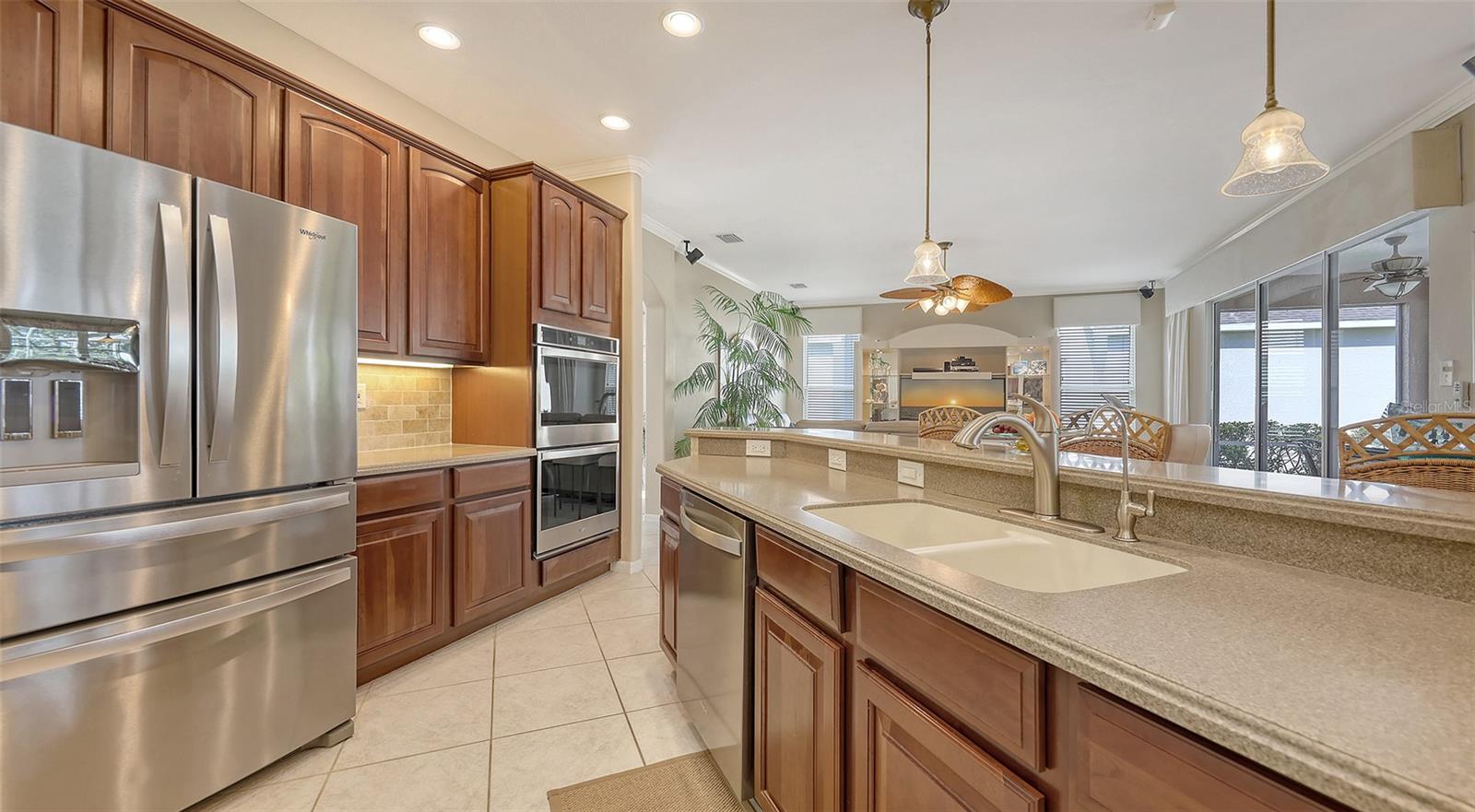 7915 KAVANAGH CT — photo 29