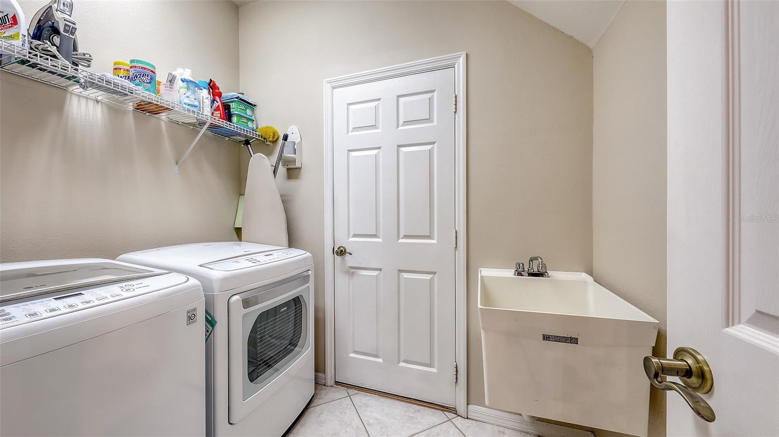 7915 KAVANAGH CT — photo 53