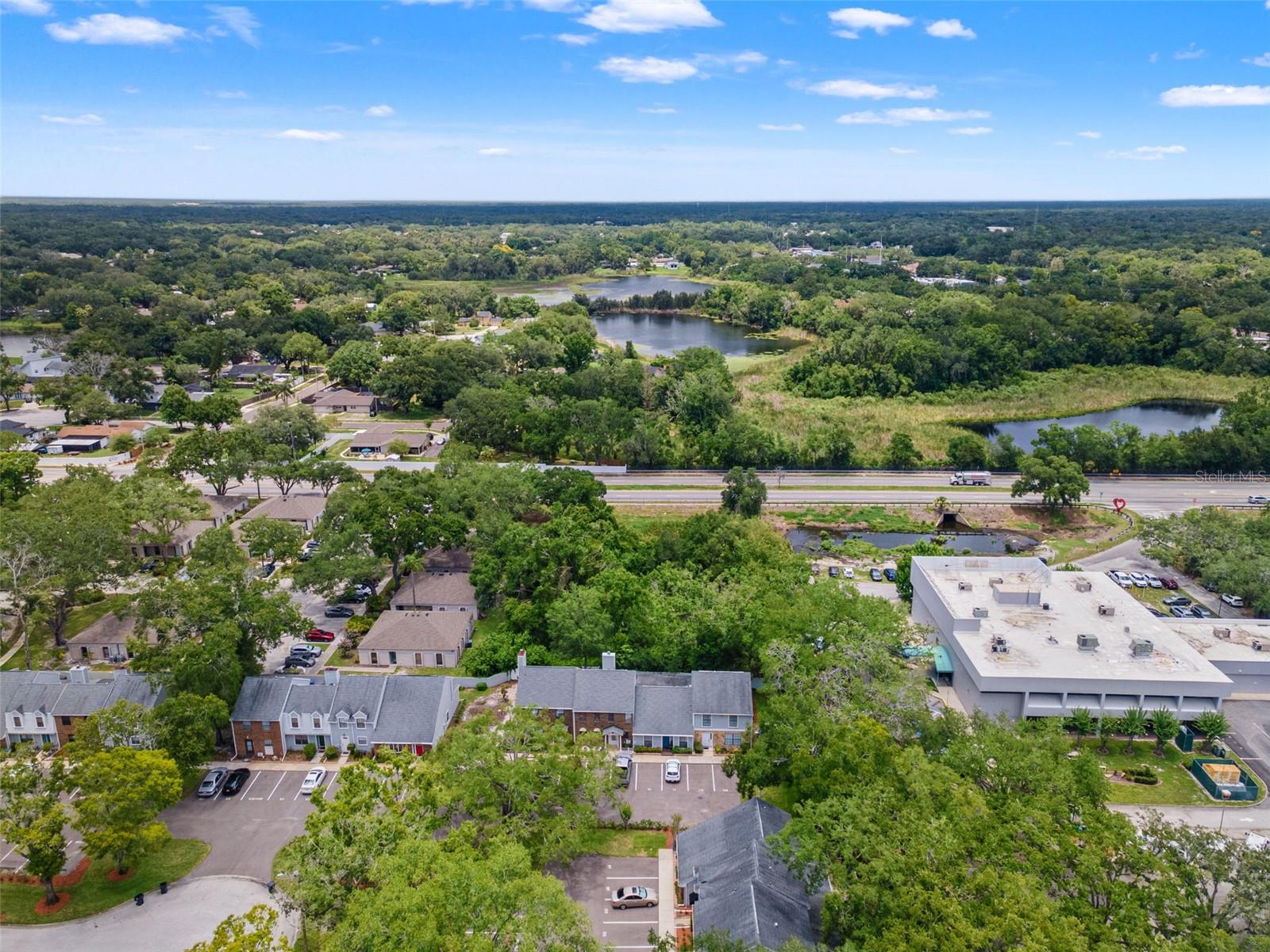 14809 WINDING CREEK CT — photo 36