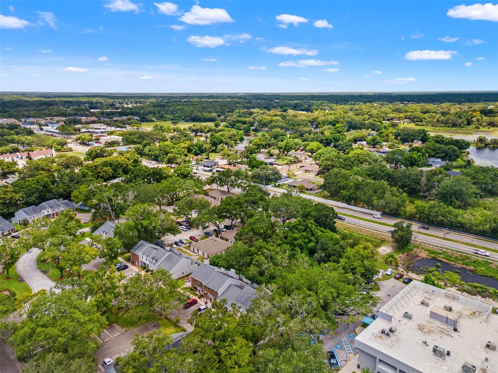 14809 WINDING CREEK CT — photo 35