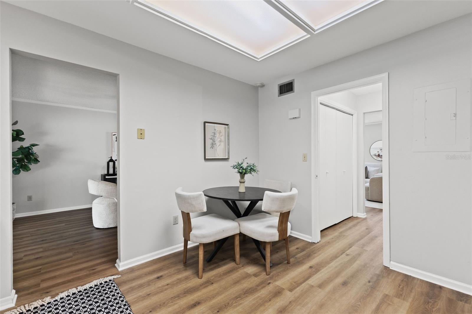 14809 WINDING CREEK CT — photo 11