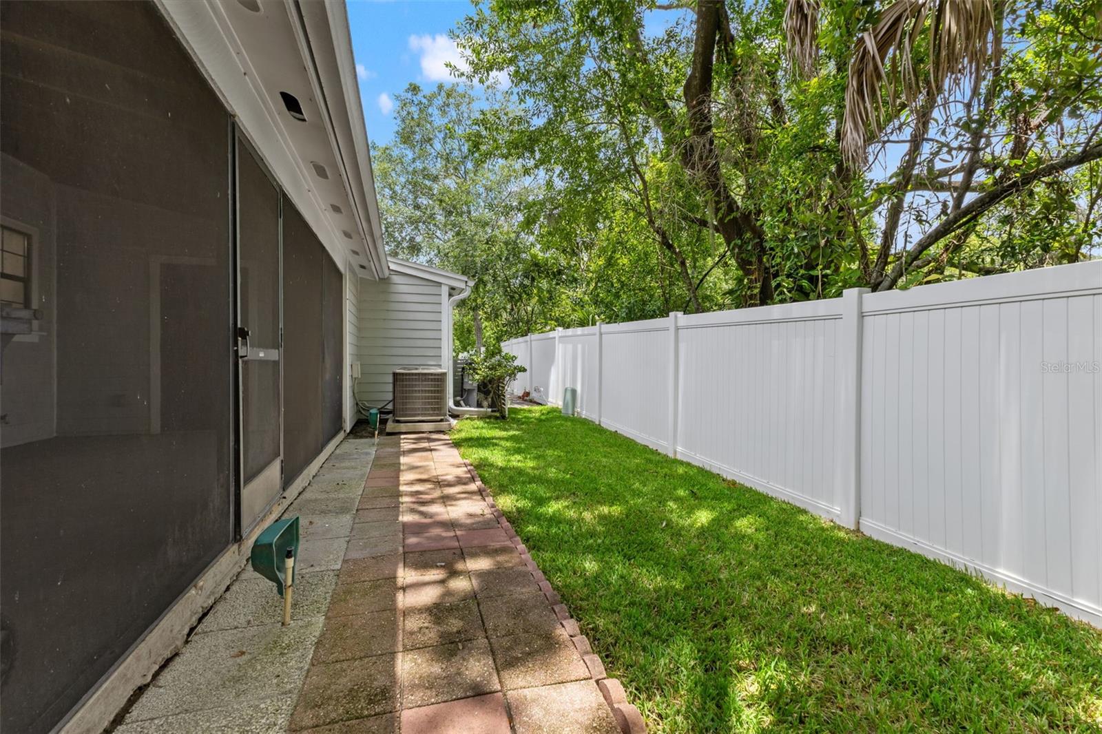 14809 WINDING CREEK CT — photo 25