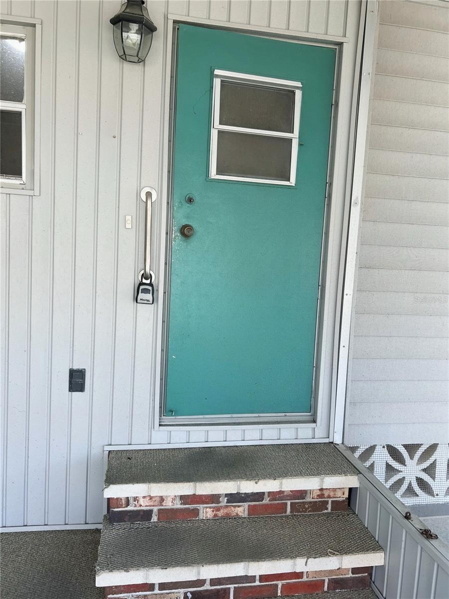 103 S FIJI CIR — photo 20