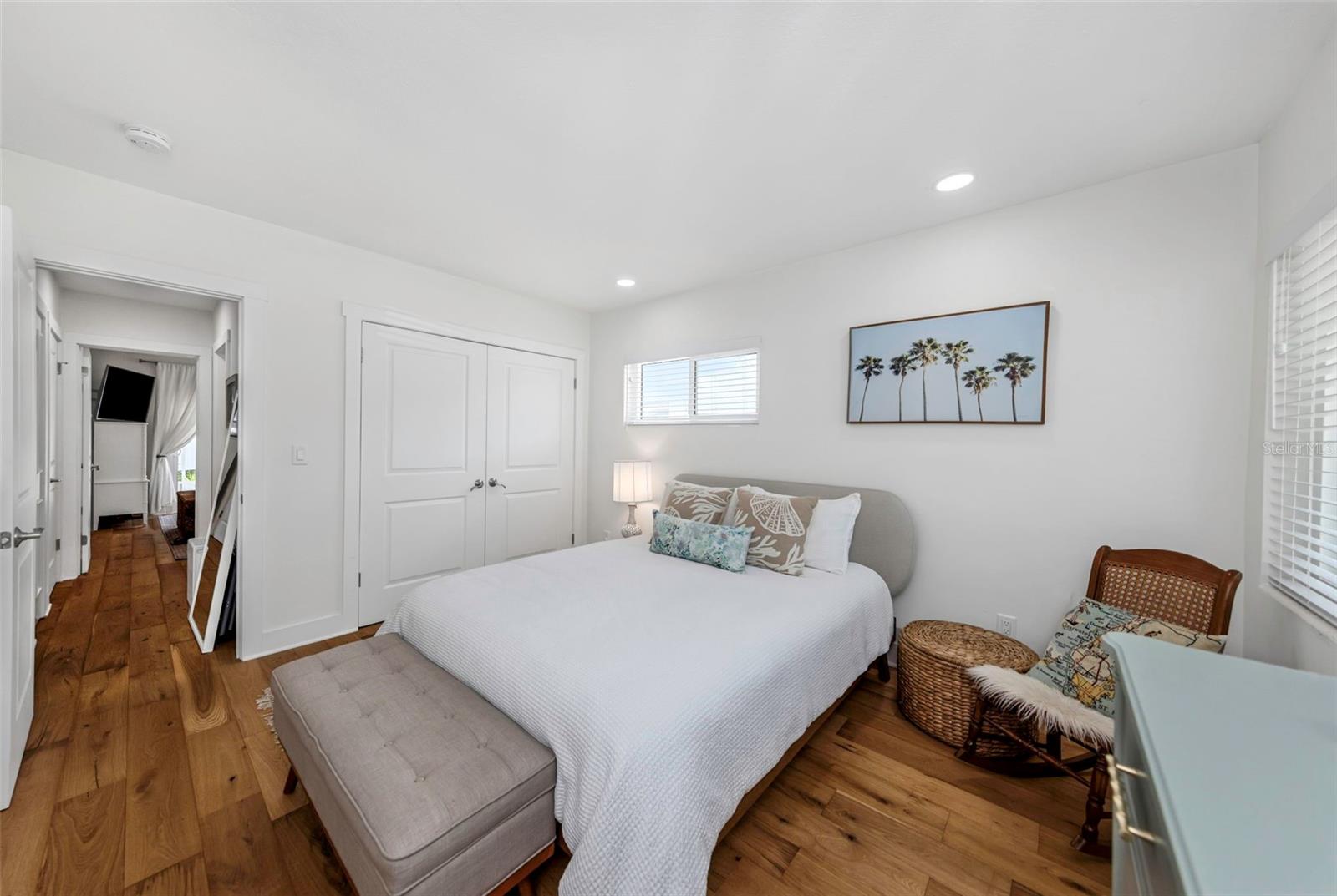 1109 MARINE ST — photo 39