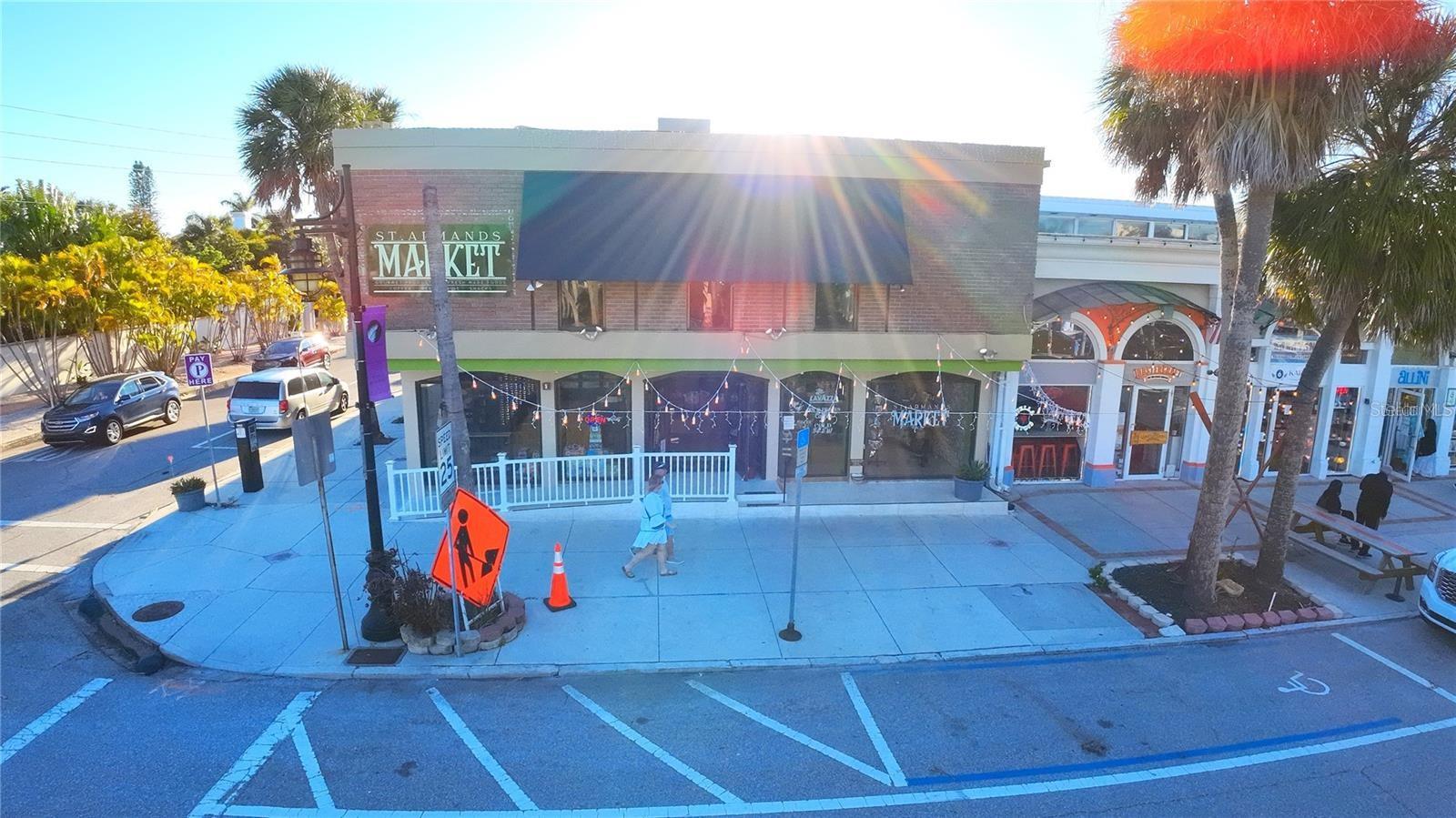 40 S BLVD OF THE PRESIDENTS — photo 2