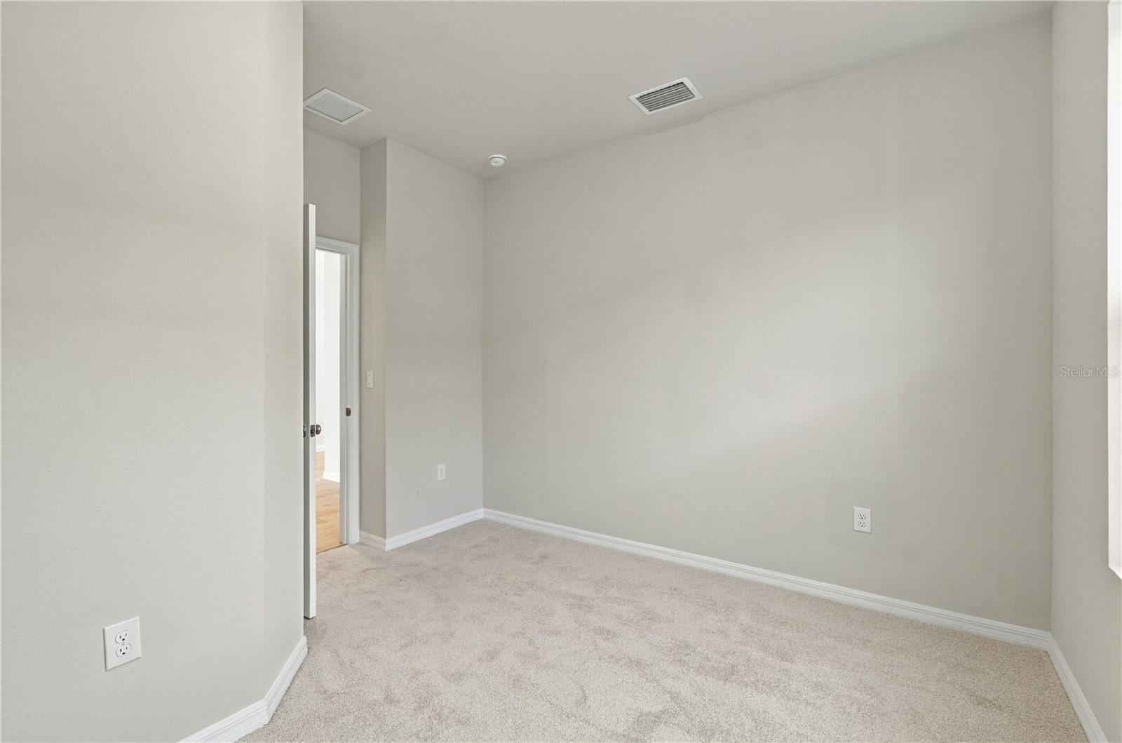 600 ALLORA AVE — photo 31