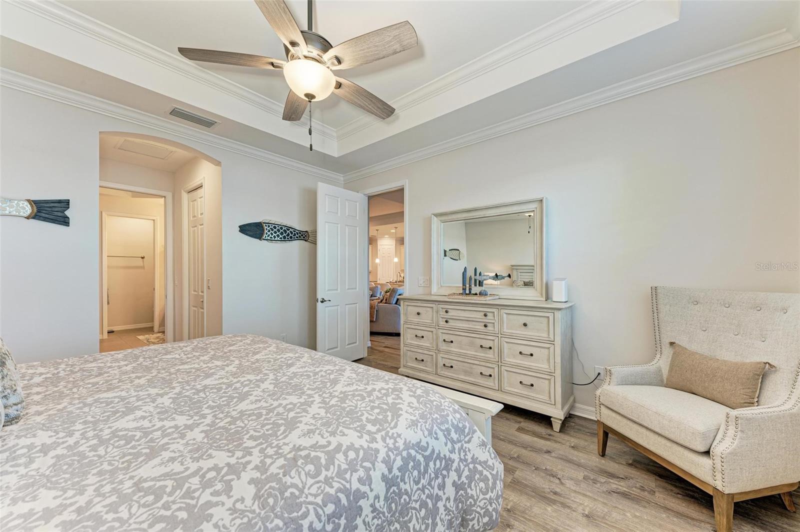 228 MARAVIYA BLVD — photo 27