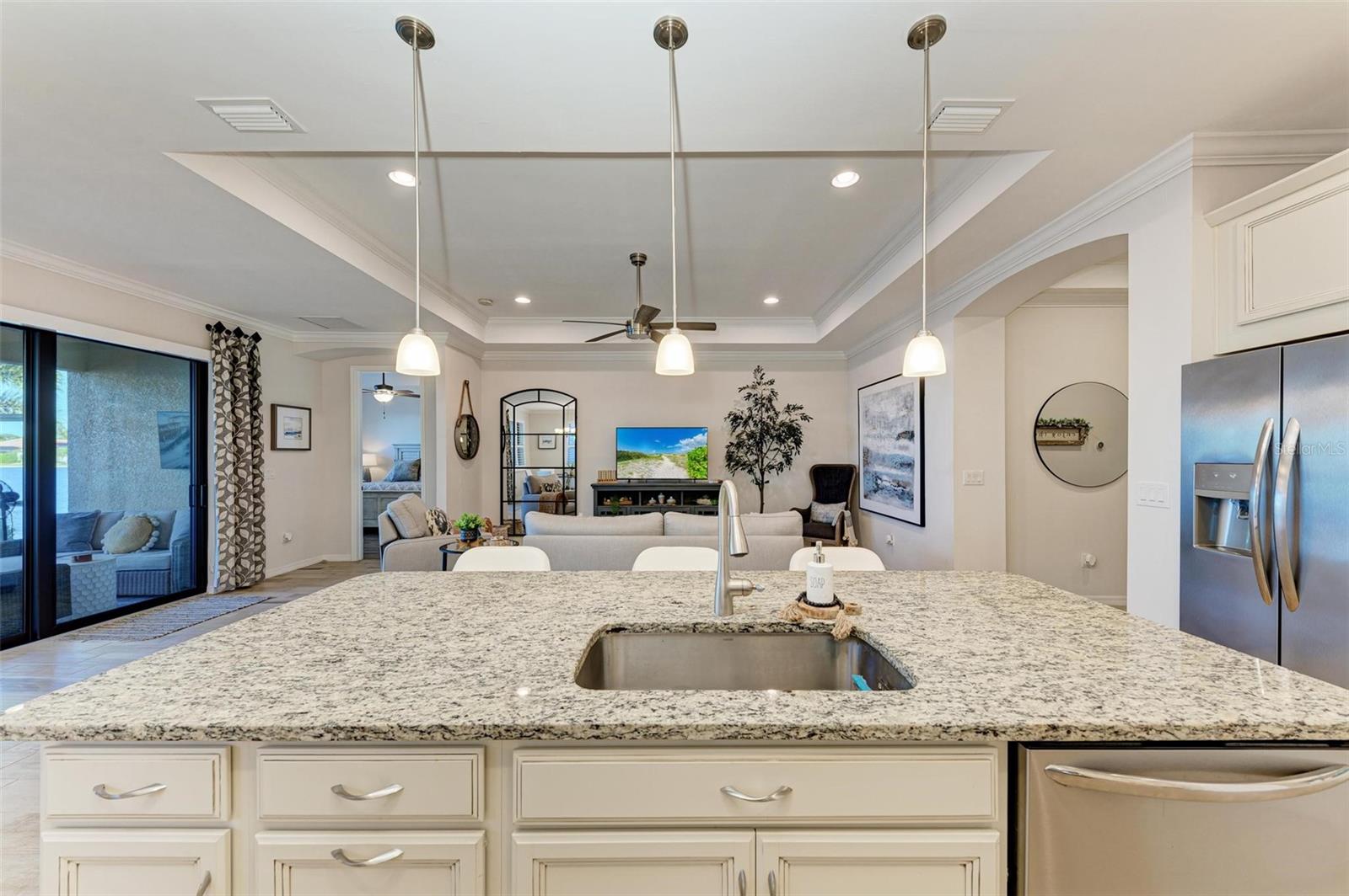 228 MARAVIYA BLVD — photo 20