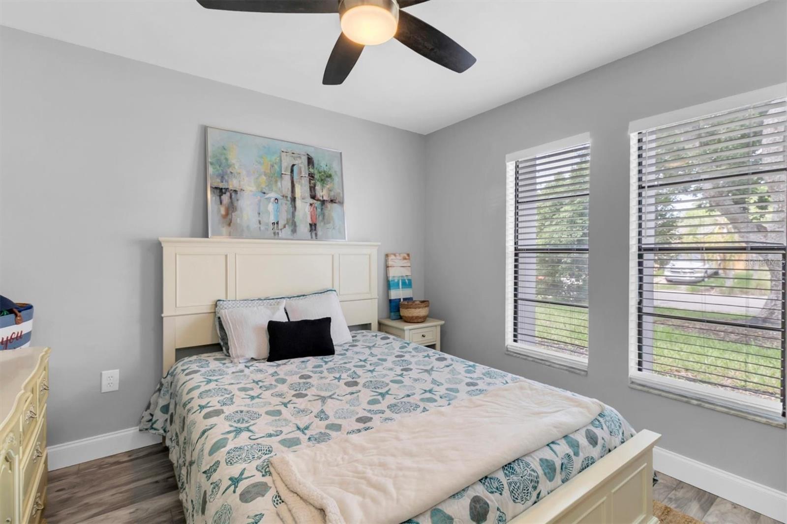 8038 BUTTONBALL LN — photo 19