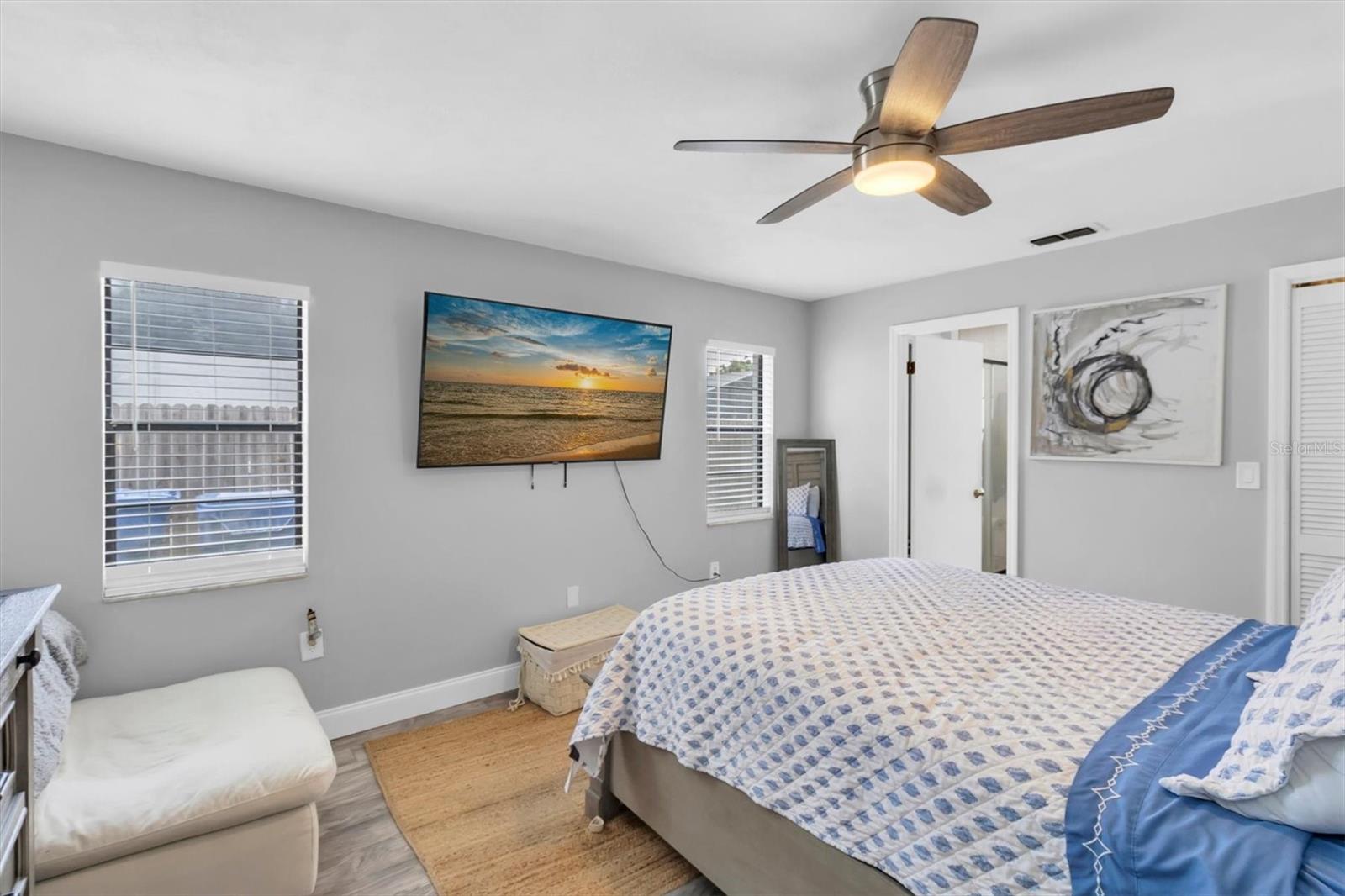 8038 BUTTONBALL LN — photo 14
