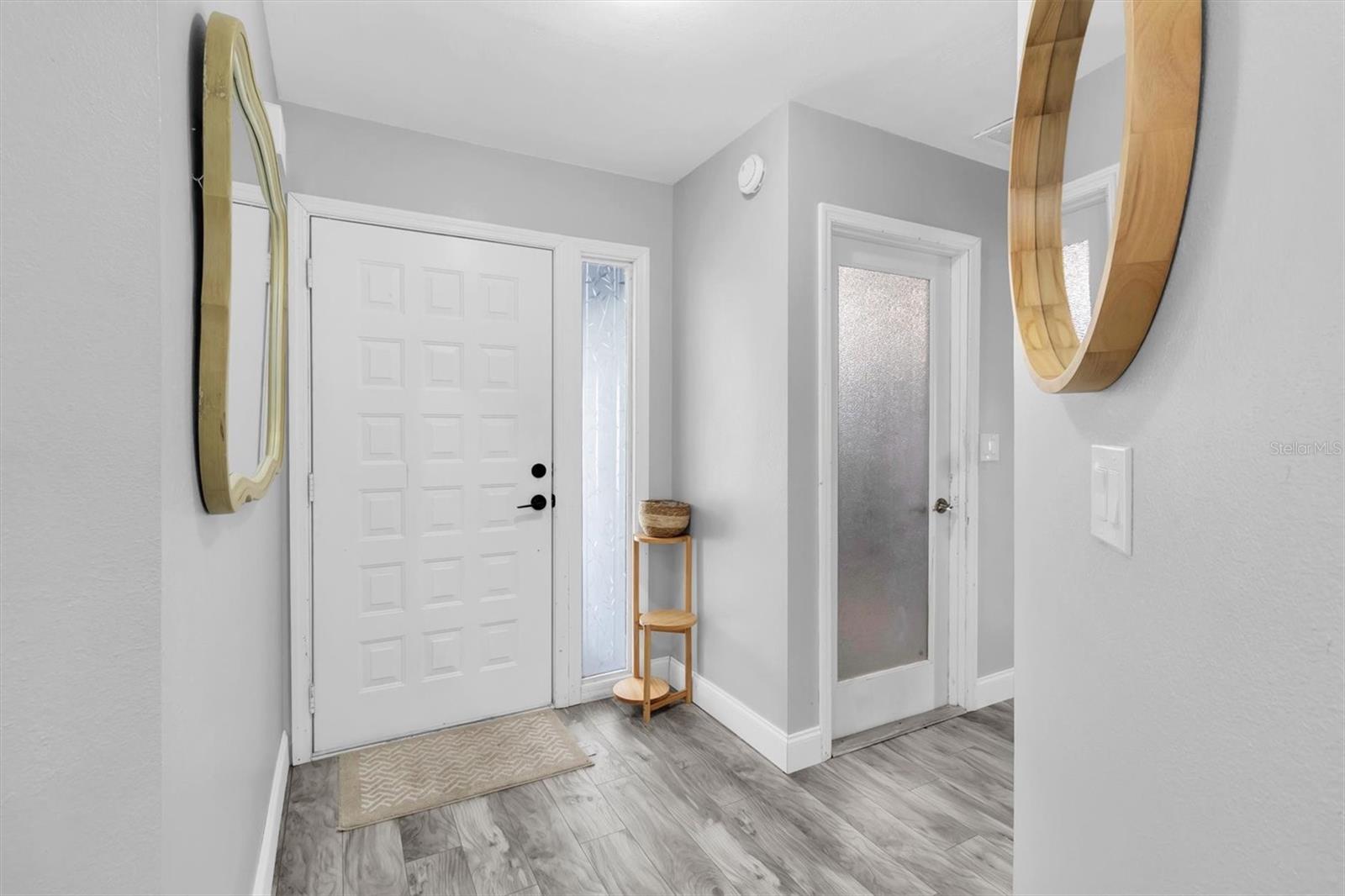 8038 BUTTONBALL LN — photo 5