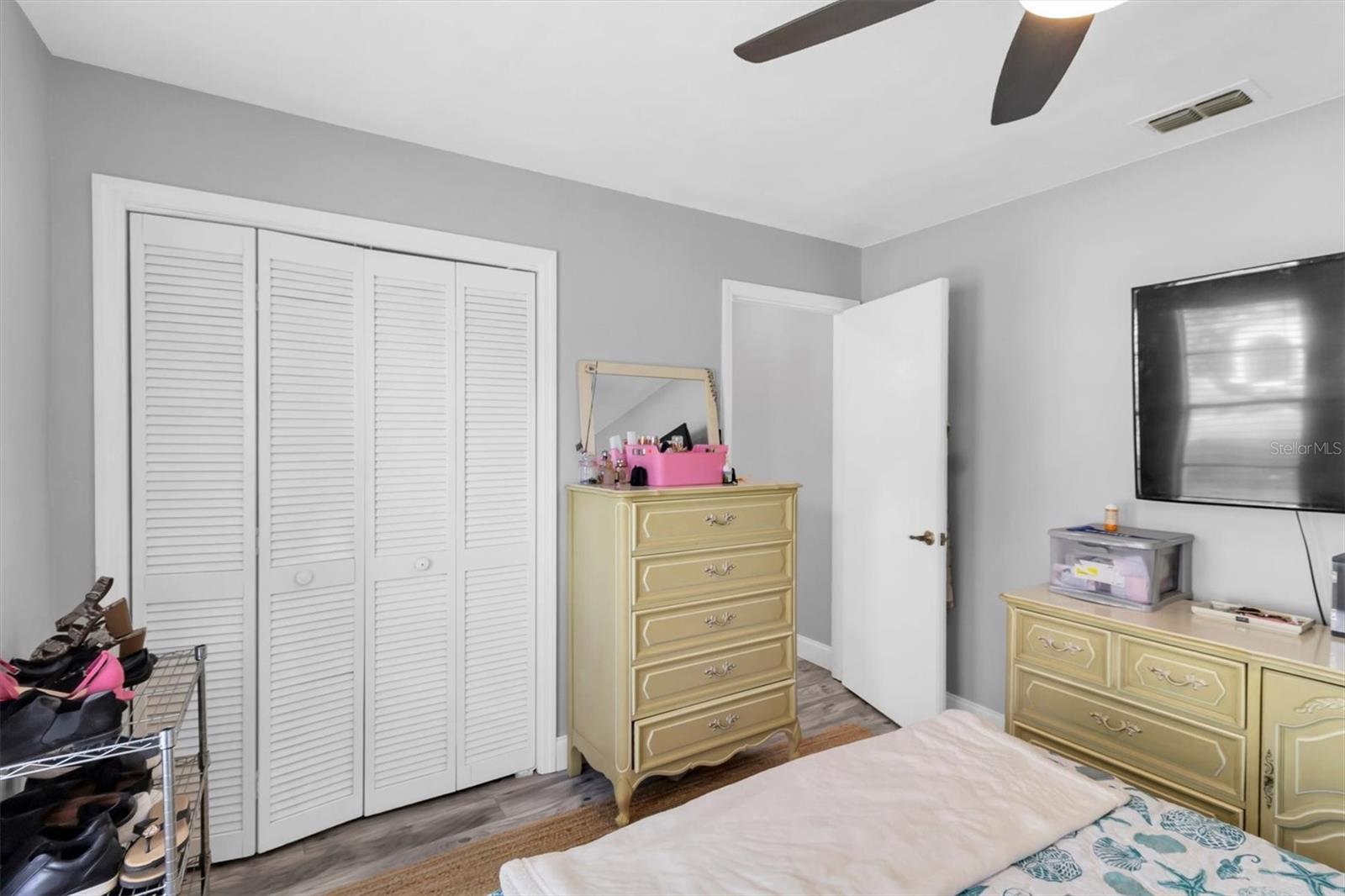 8038 BUTTONBALL LN — photo 20