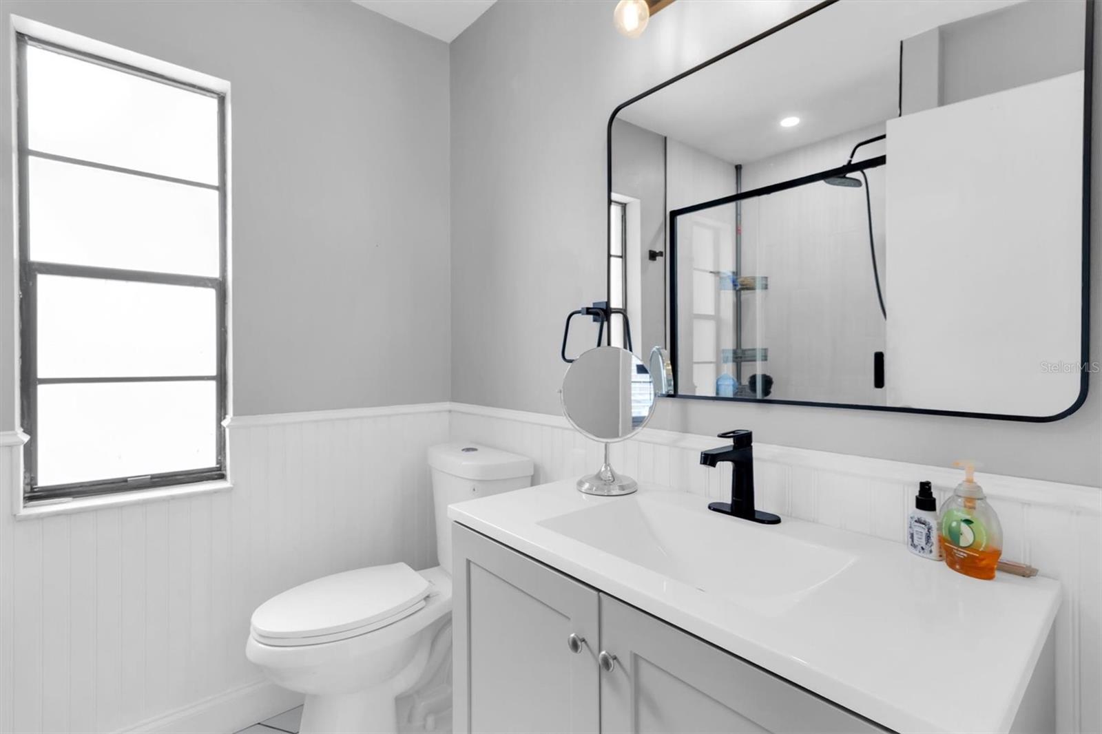 8038 BUTTONBALL LN — photo 17