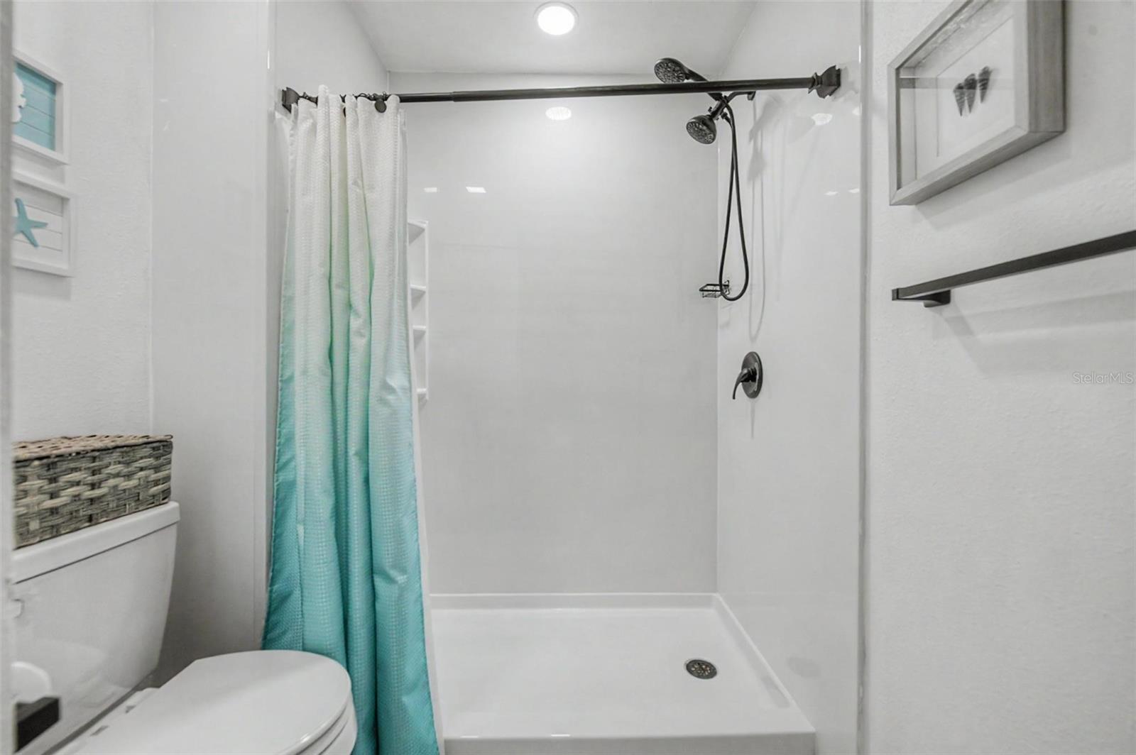 655 SAND RIDGE DR — photo 24
