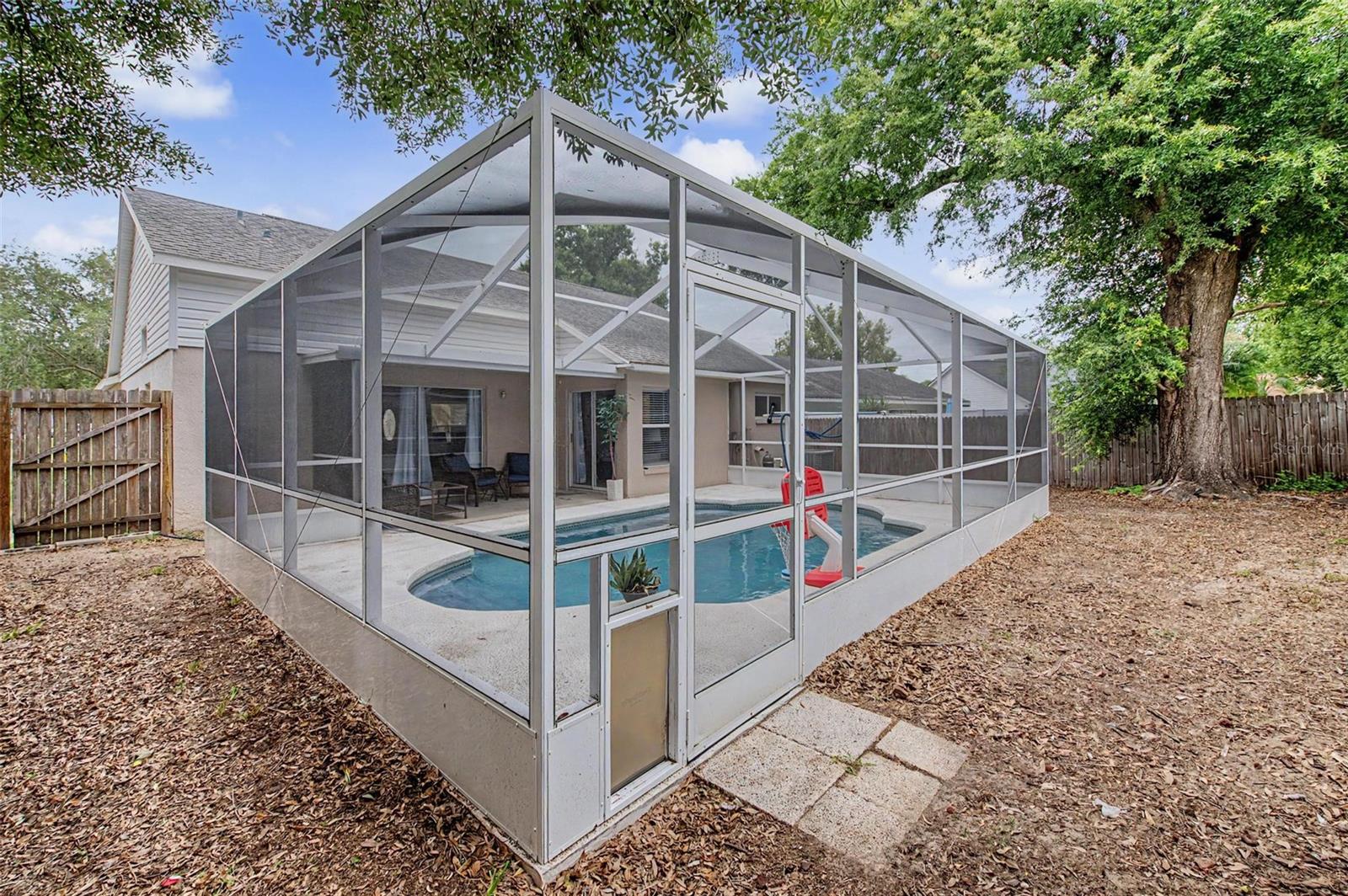 655 SAND RIDGE DR — photo 29