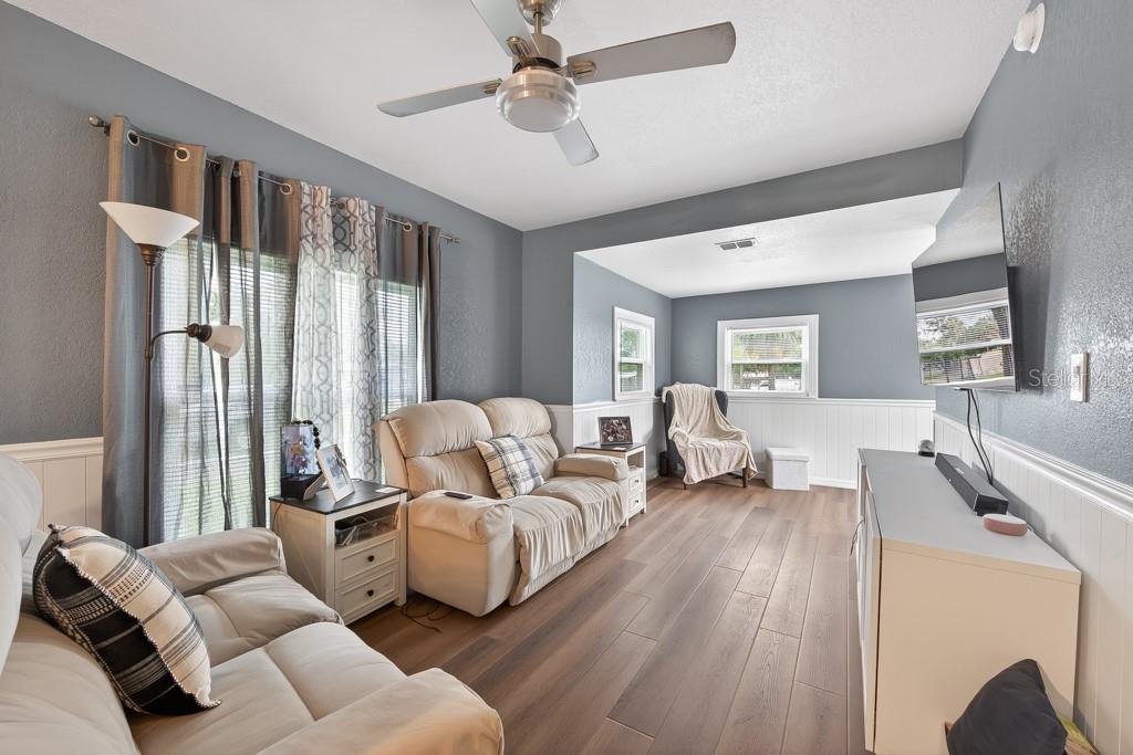 6101 ANNA AVE — photo 10